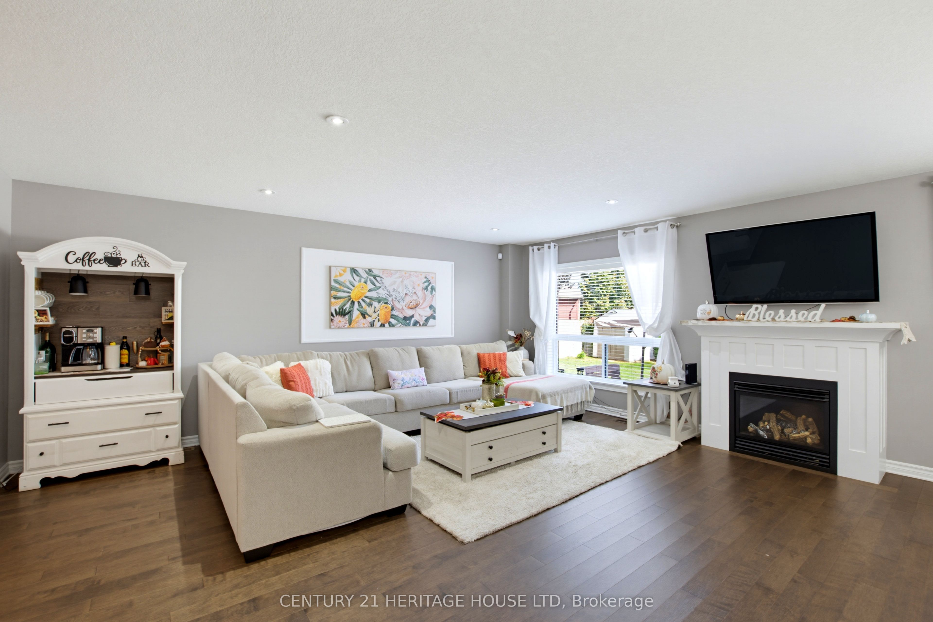 193 Tarry Parkway Property Photo 10