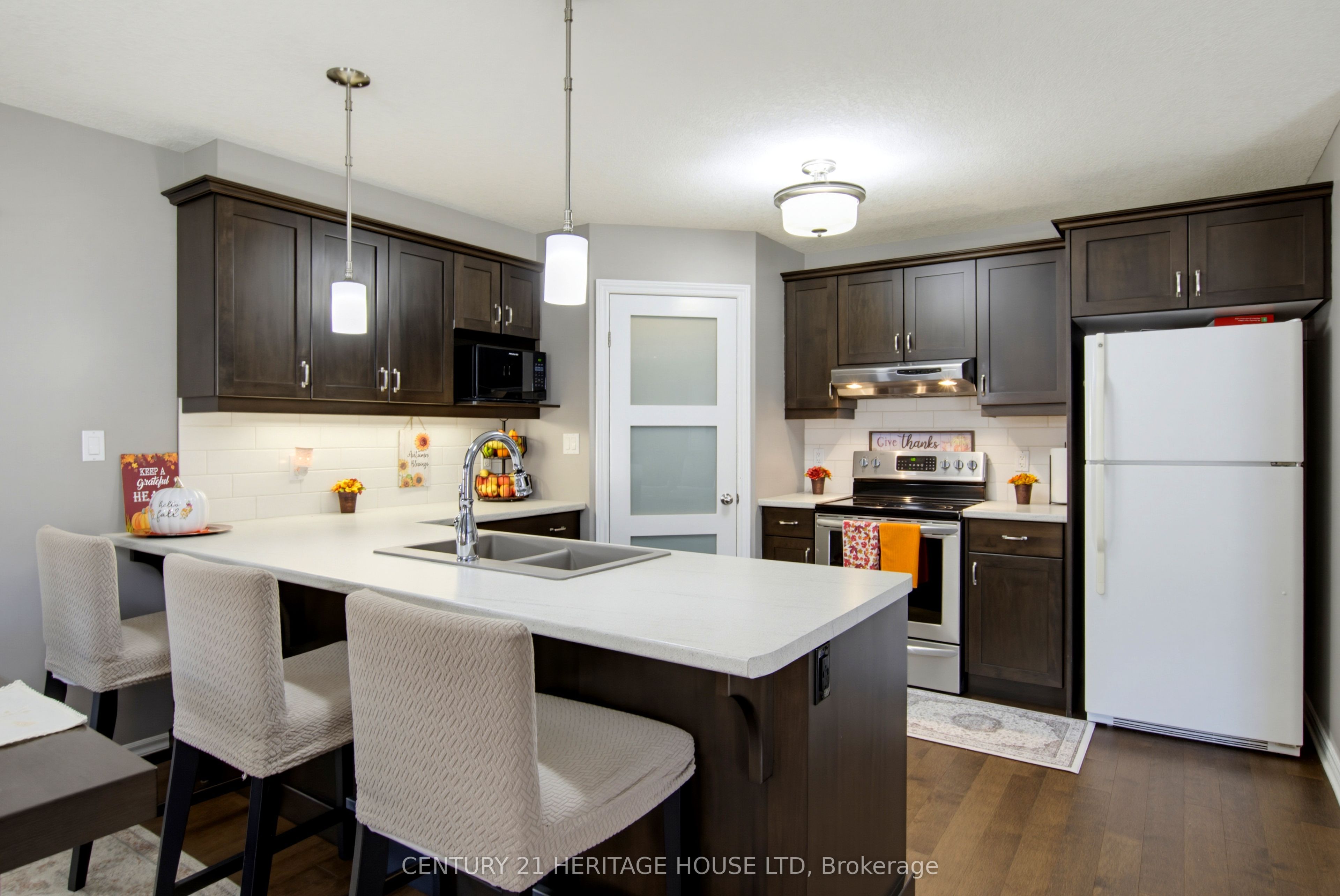 193 Tarry Parkway Property Photo 16
