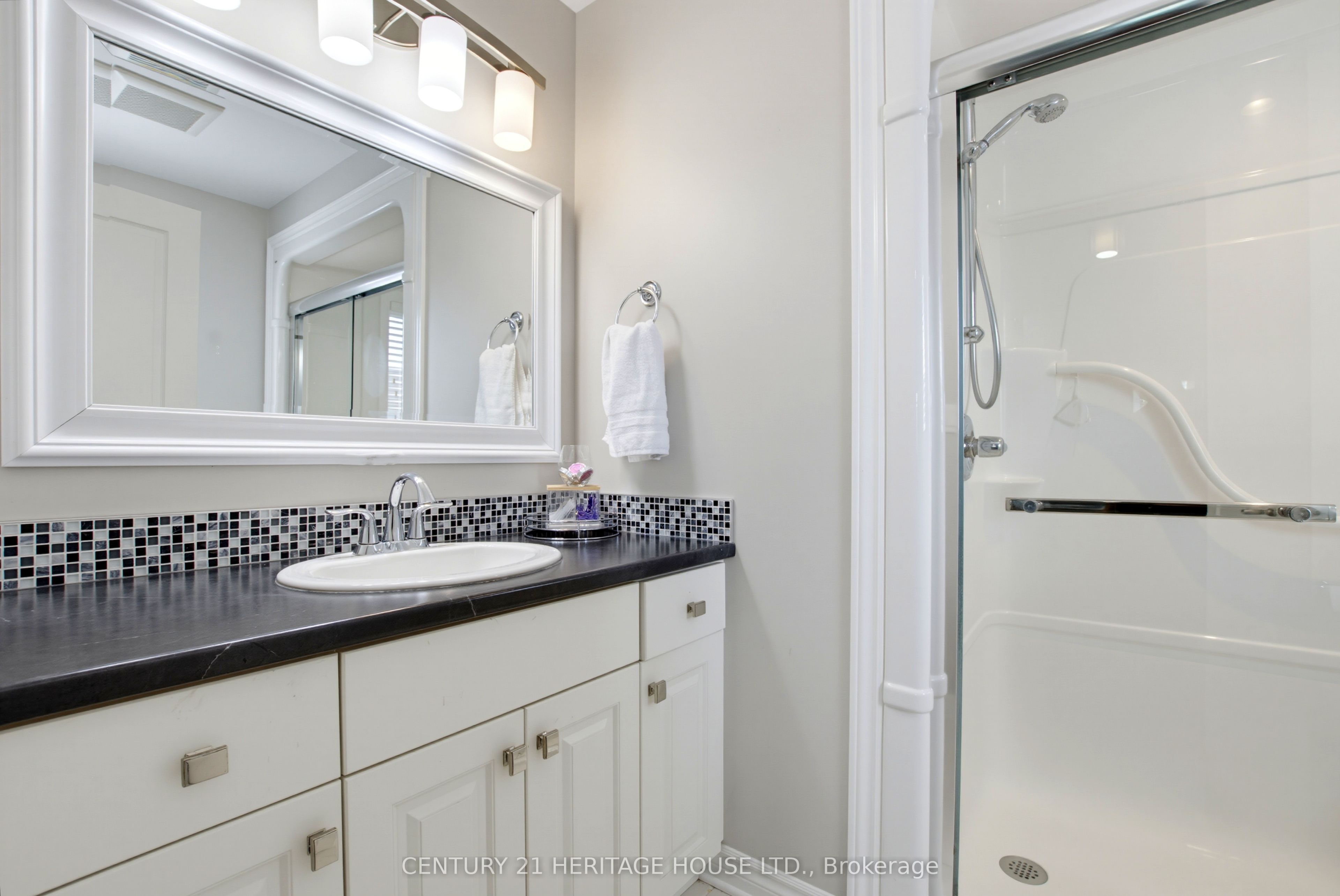 193 Tarry Parkway Property Photo 26