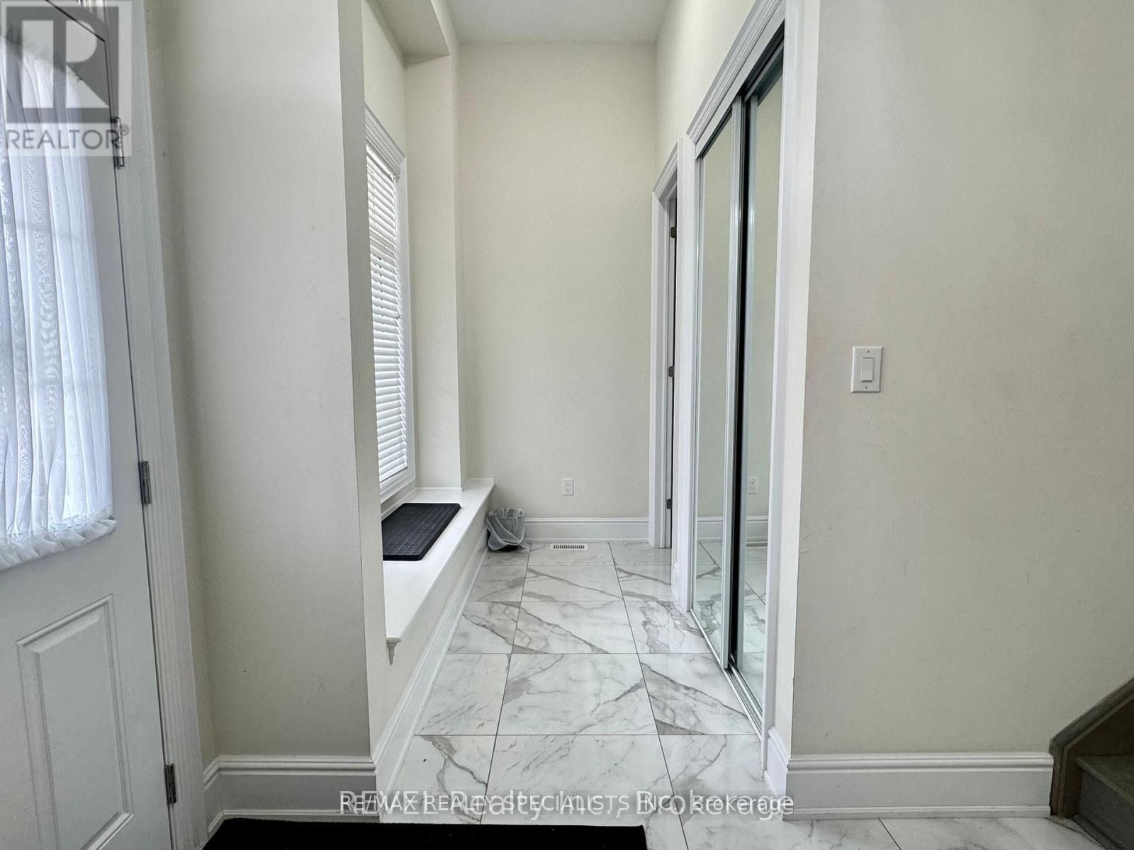 8619 Chickory Trail Property Photo 2