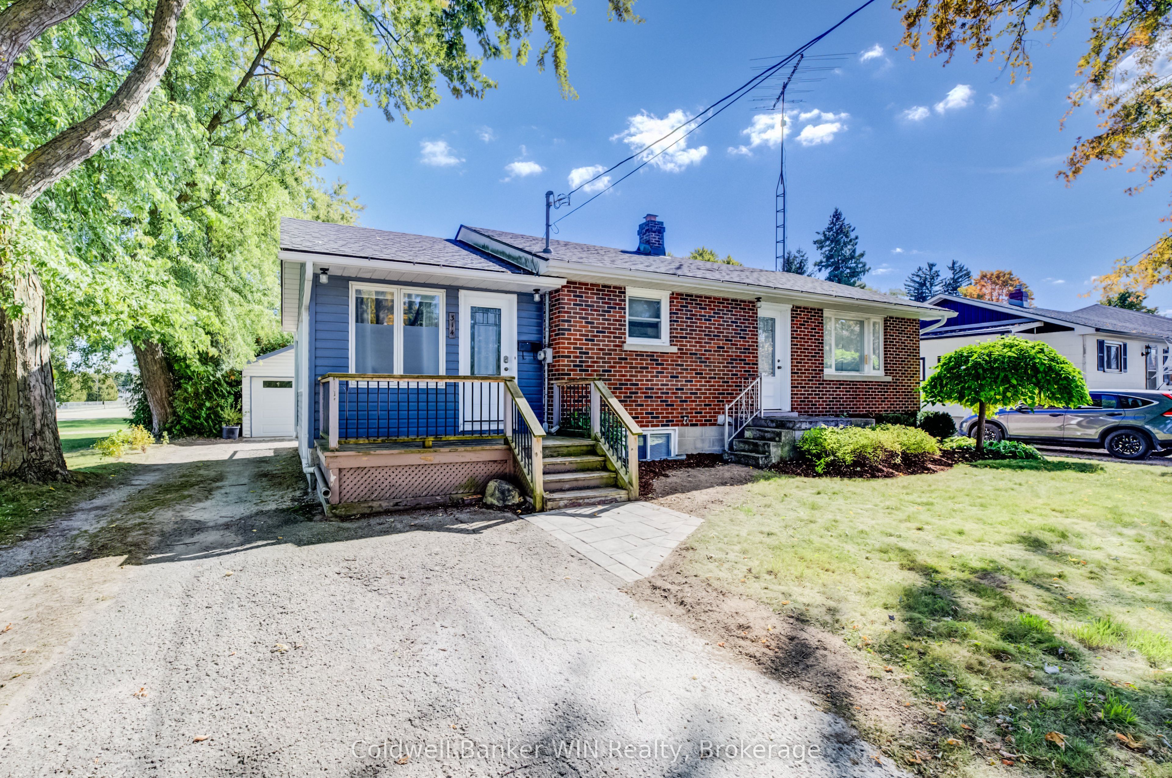 314 Wellington Street E Property Photo 1