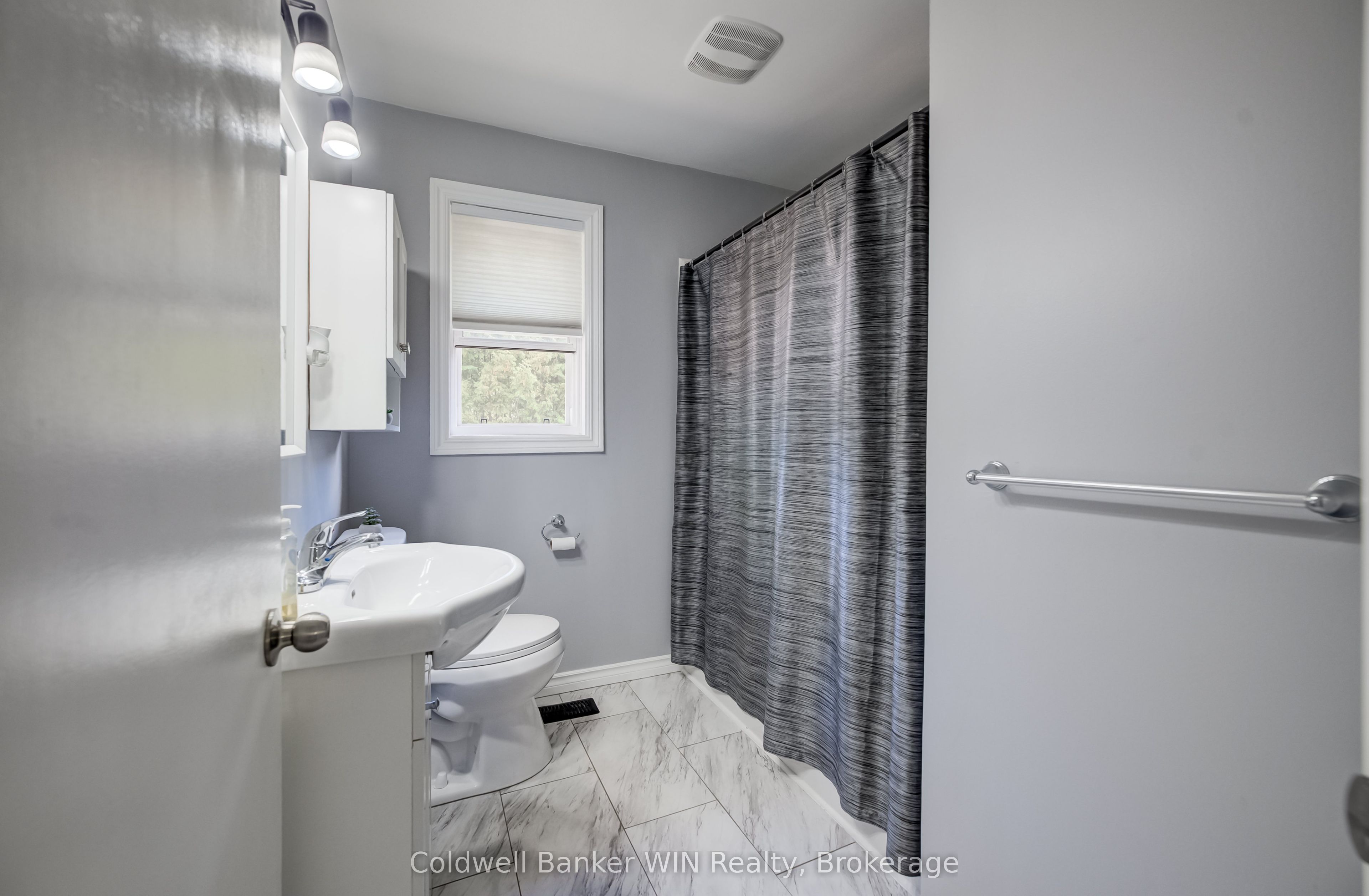 314 Wellington Street E Property Photo 18