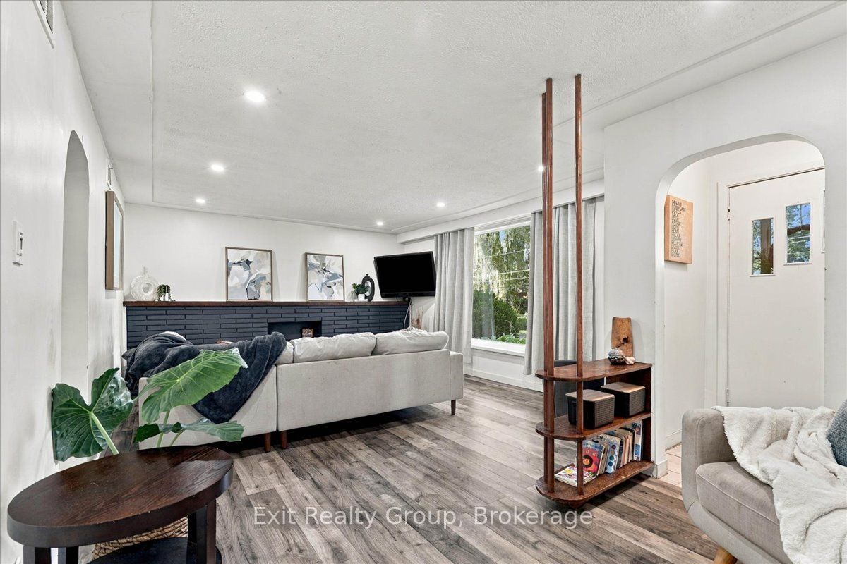 129 Harcourt Road Property Photo 9