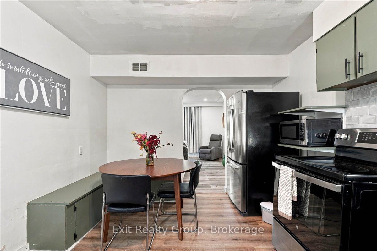 129 Harcourt Road Property Photo 21