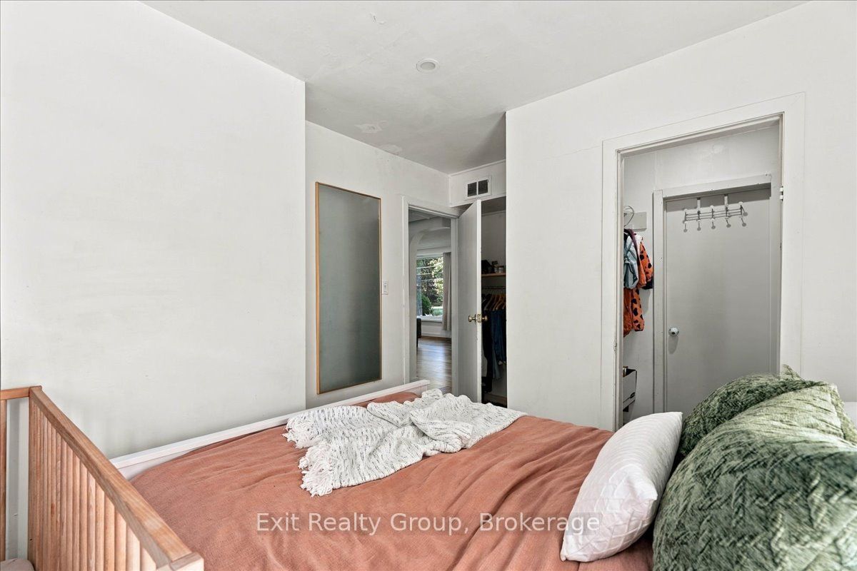 129 Harcourt Road Property Photo 24
