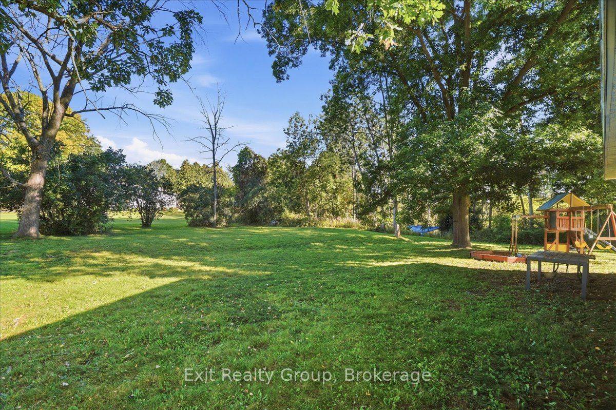 129 Harcourt Road Property Photo 34
