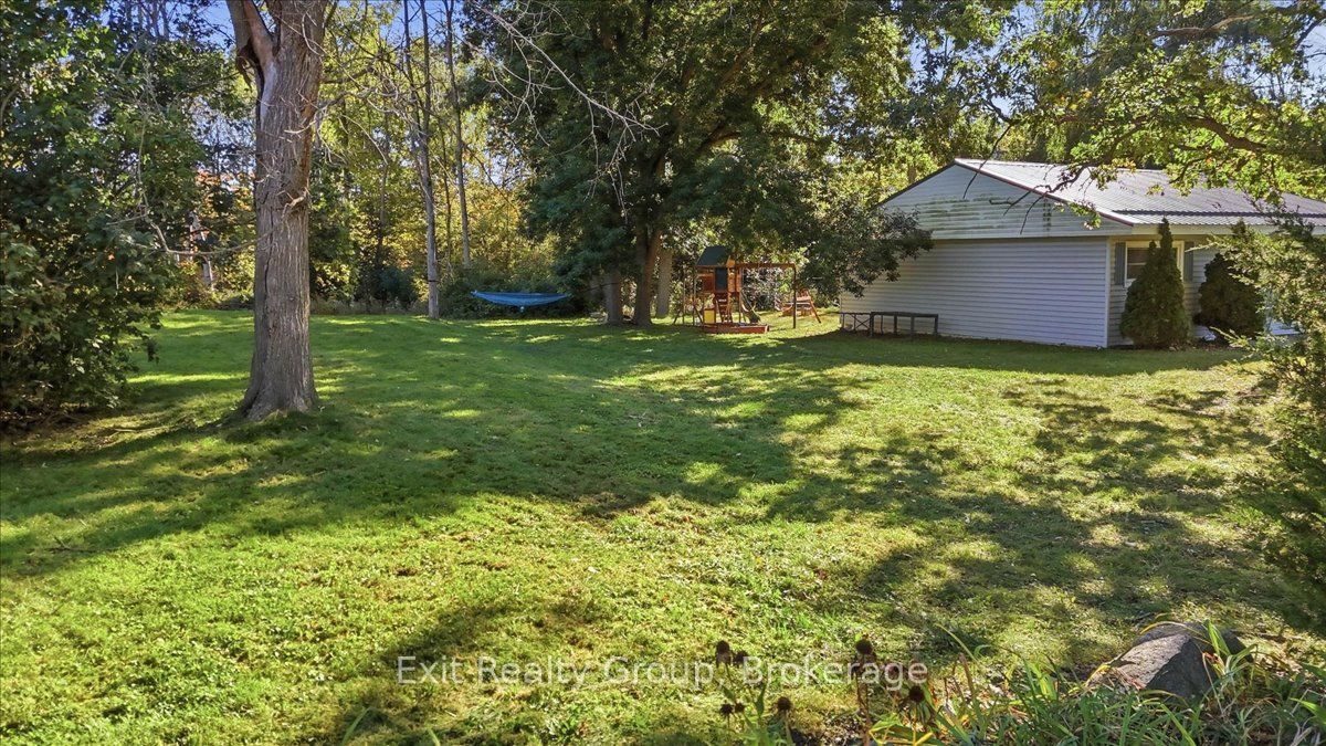 129 Harcourt Road Property Photo 36