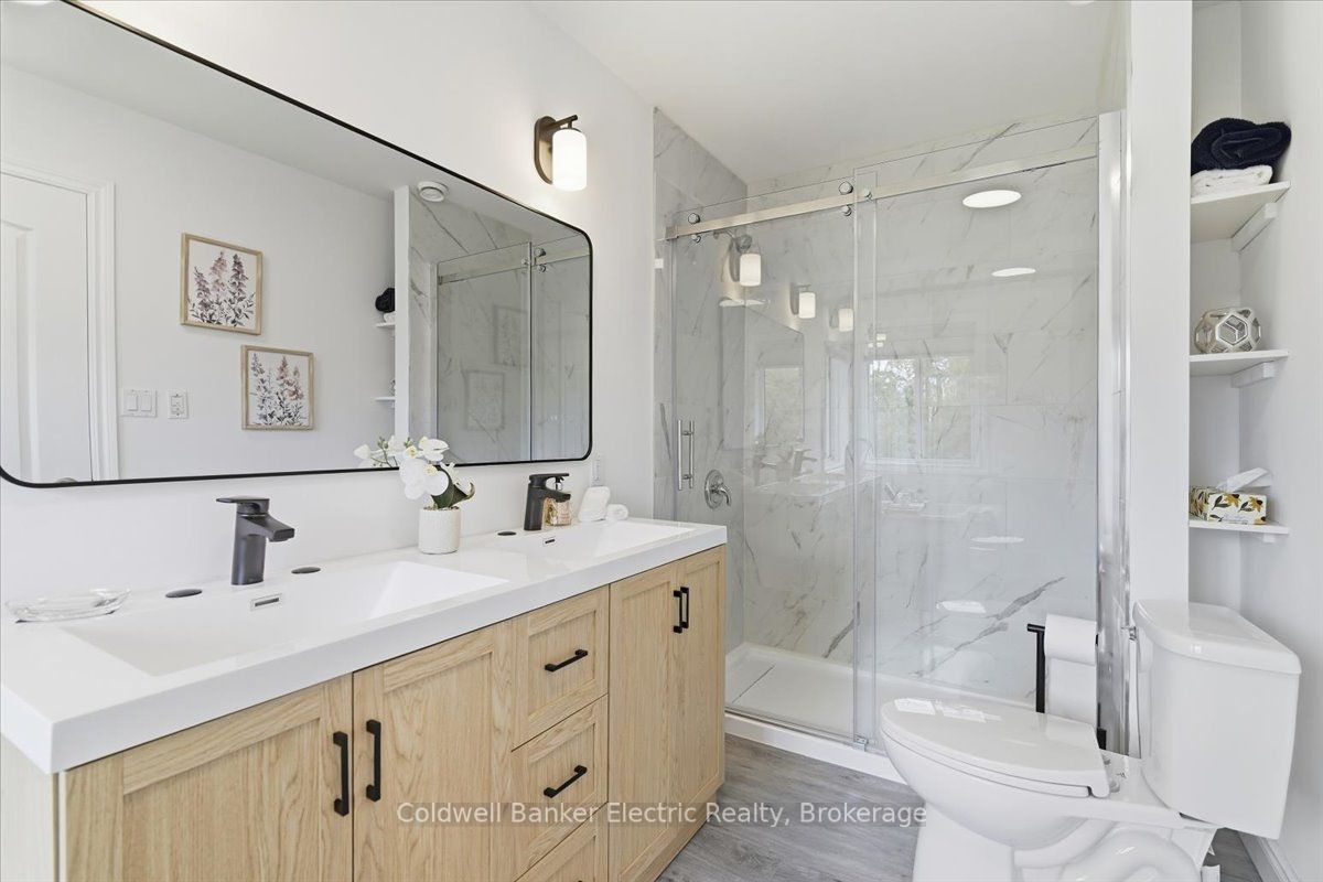 102 Hampton Crescent Property Photo 26