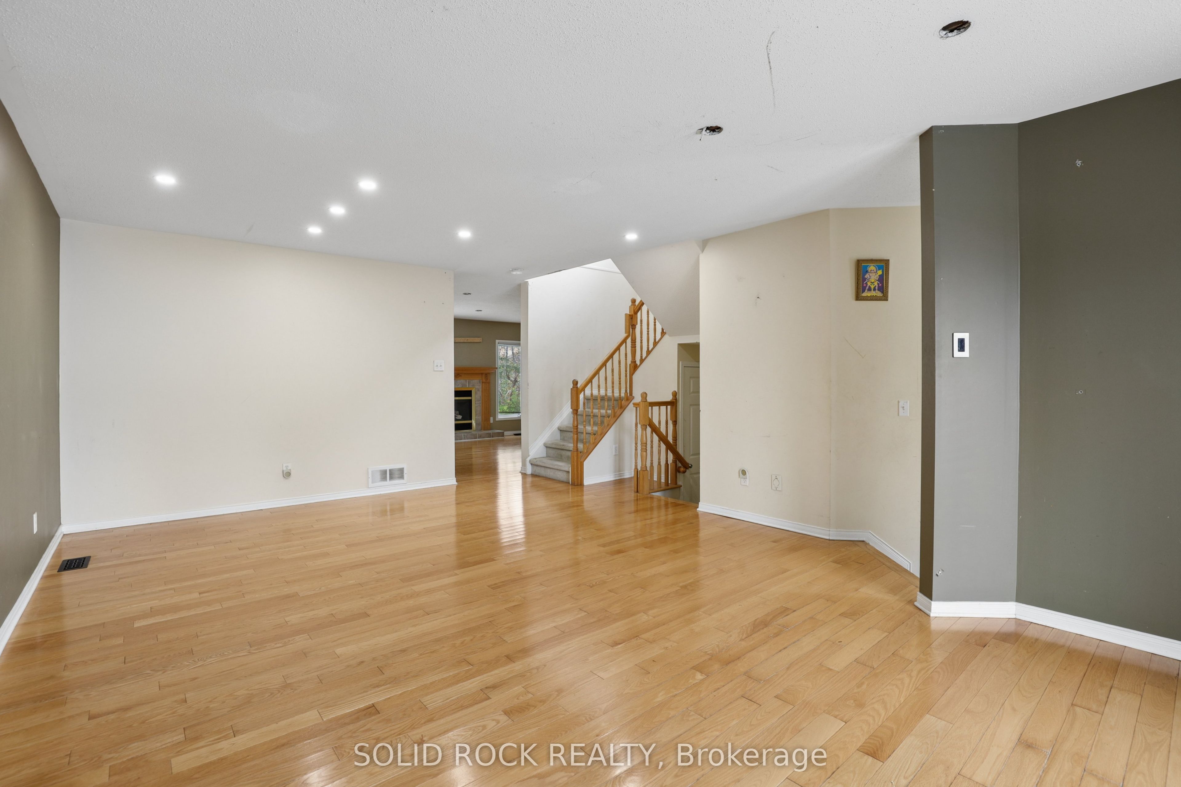 1176 Halton Terrace Property Photo 9