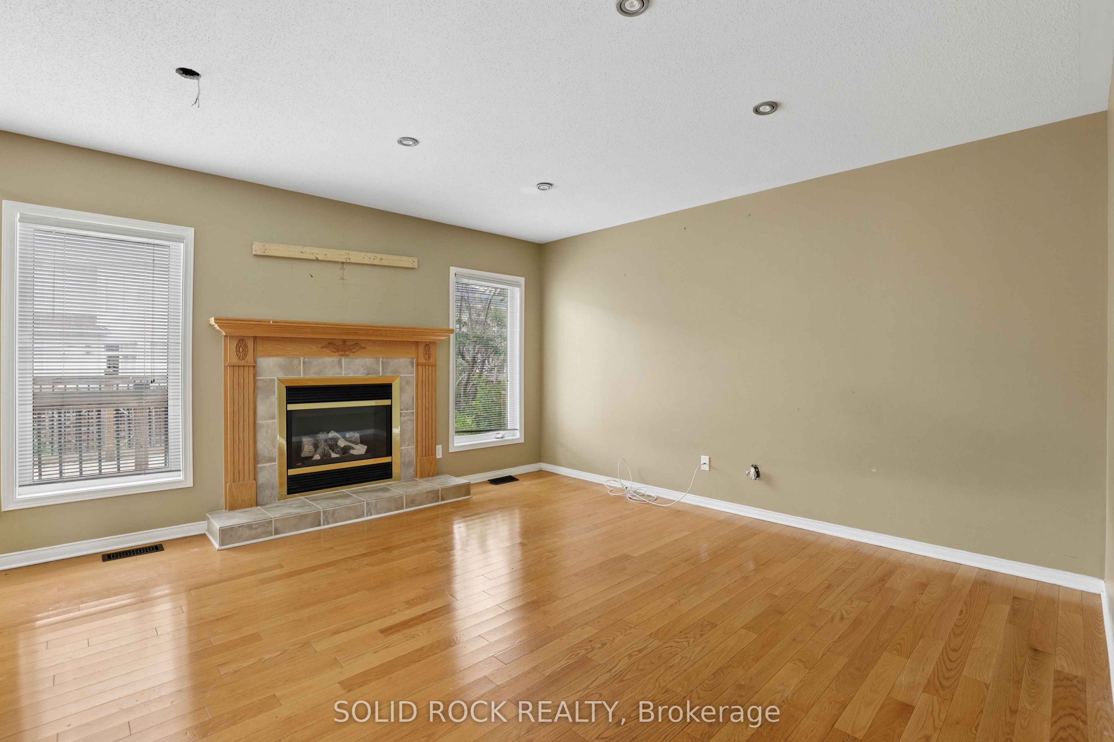 1176 Halton Terrace Property Photo 14