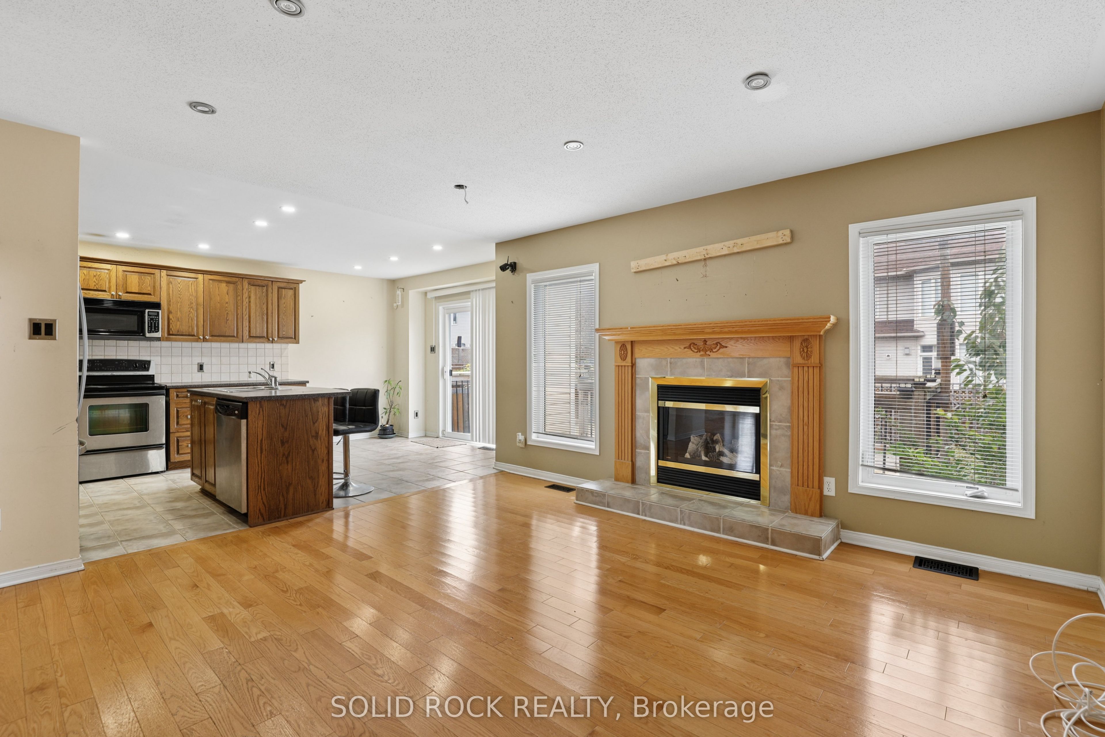 1176 Halton Terrace Property Photo 15