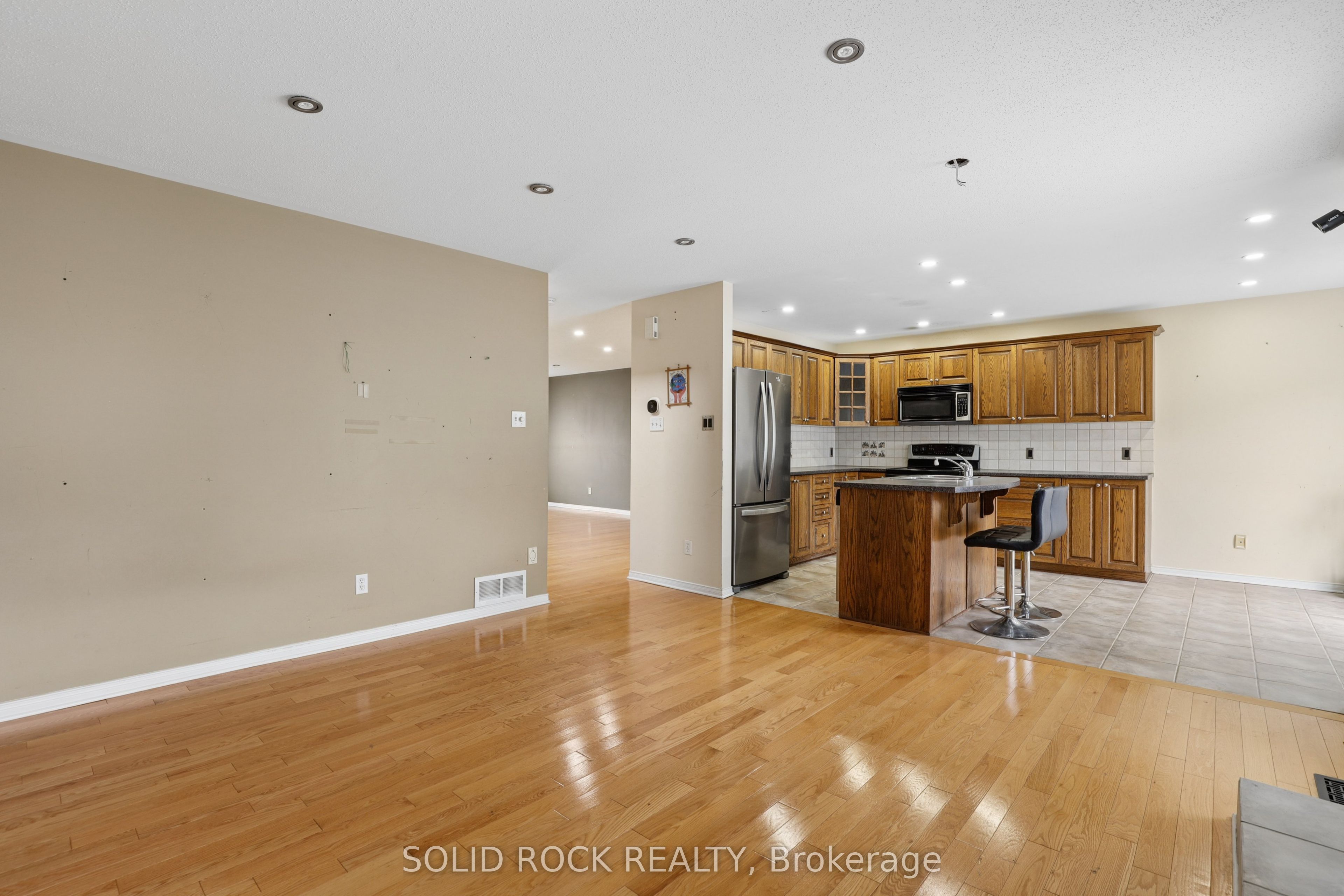 1176 Halton Terrace Property Photo 16