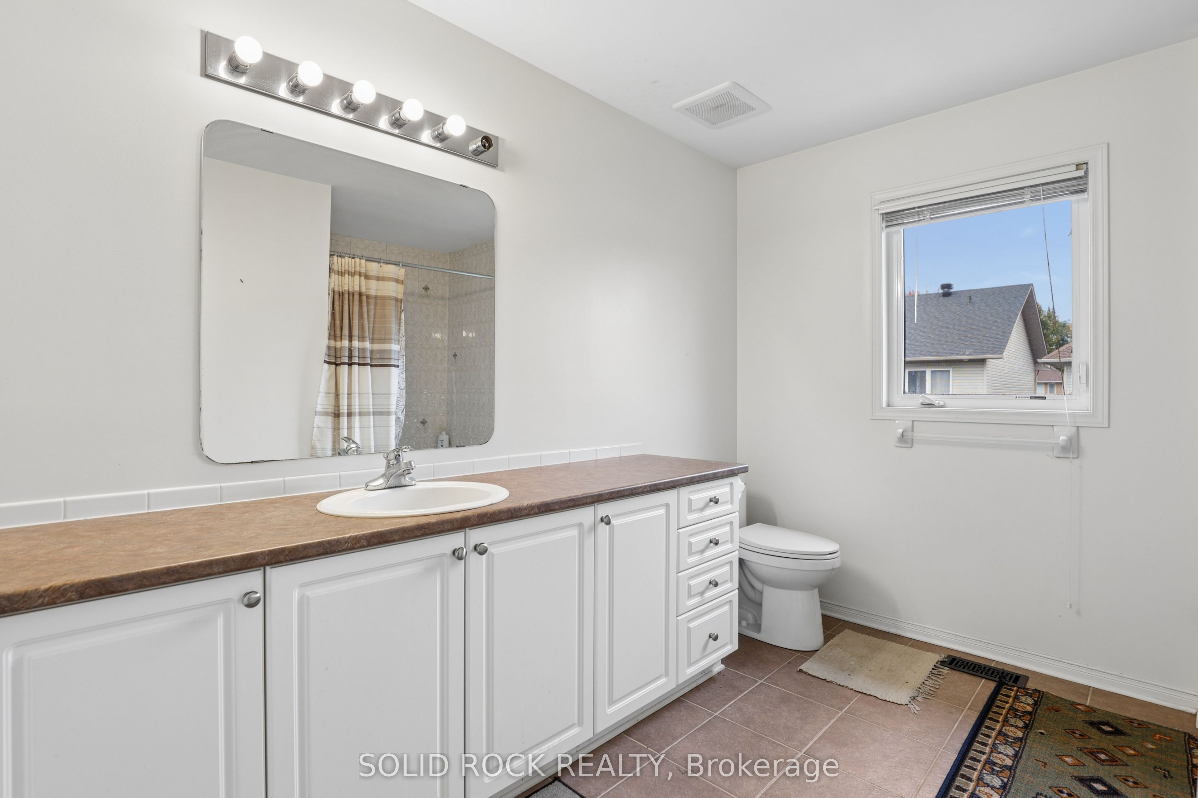 1176 Halton Terrace Property Photo 25