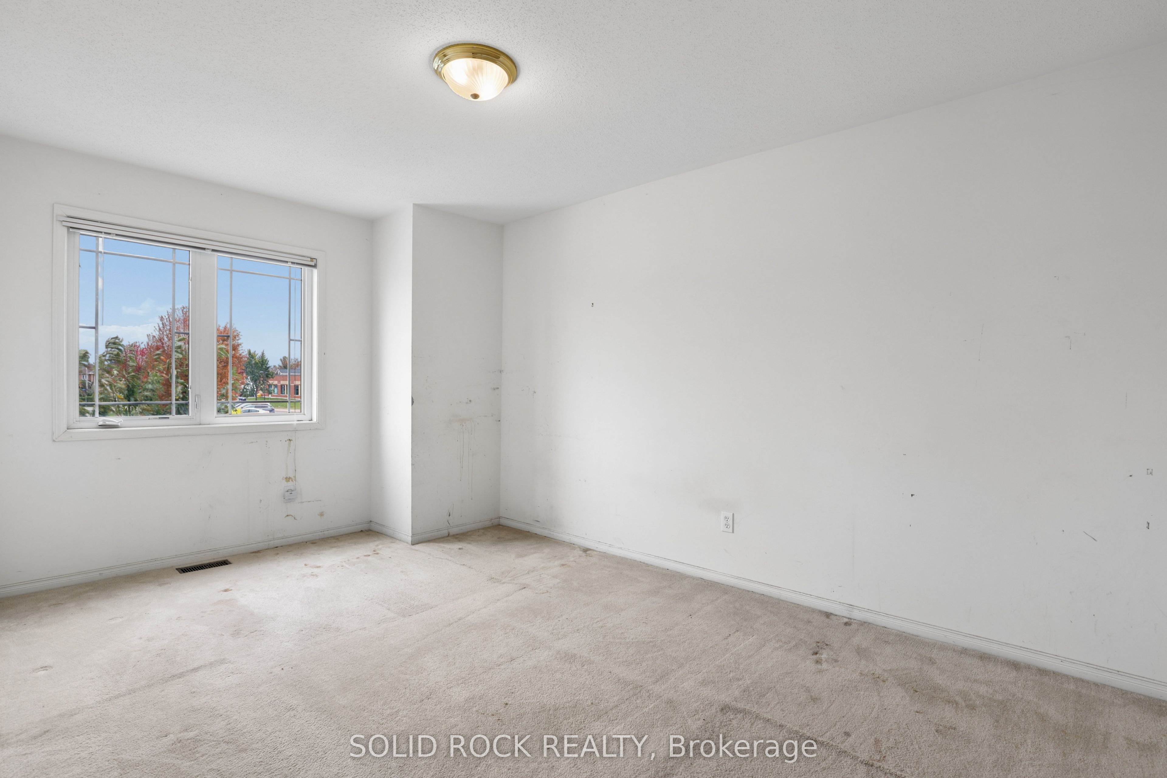 1176 Halton Terrace Property Photo 27