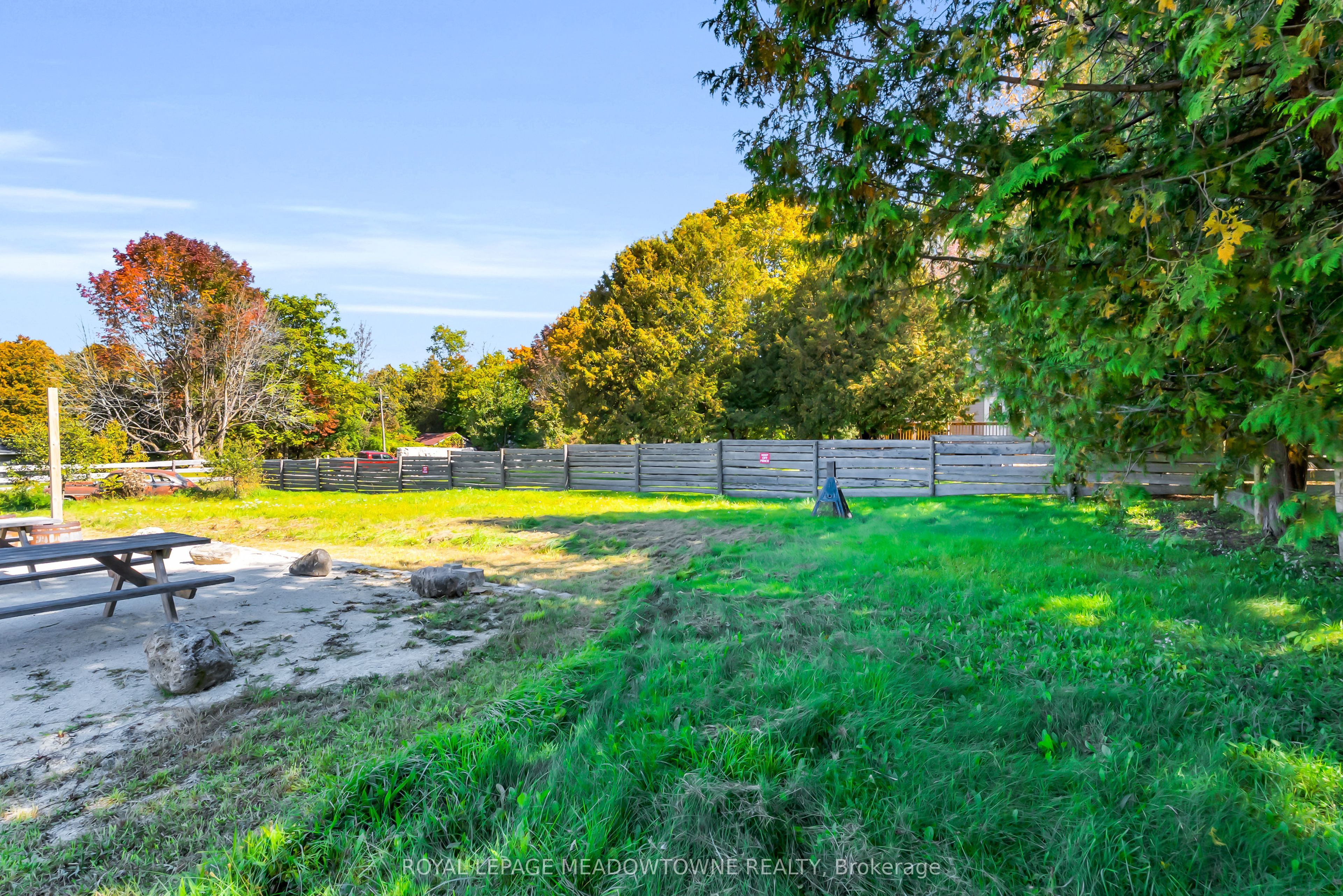 194355 Grey 13 Road Property Photo 40