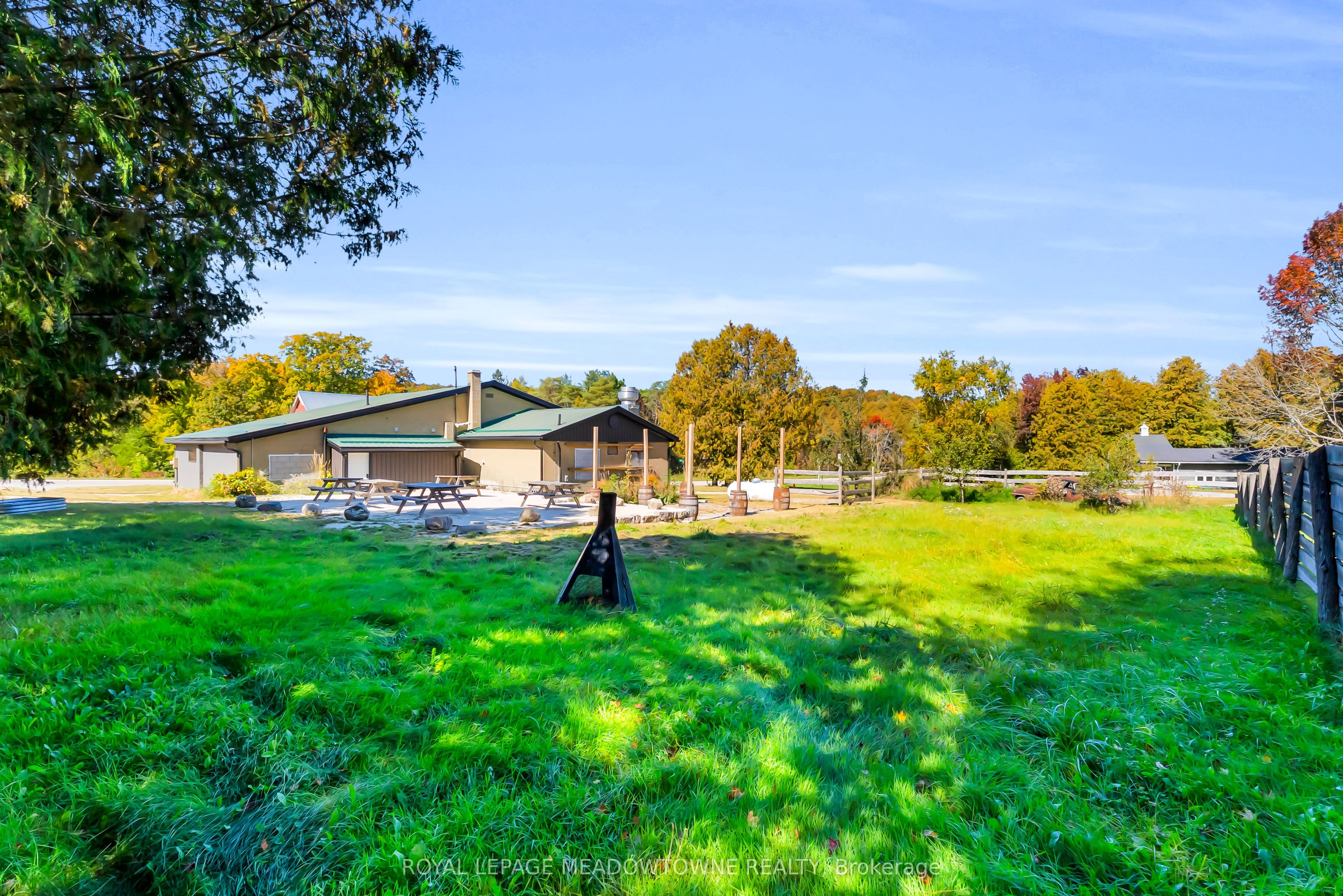 194355 Grey 13 Road Property Photo 41