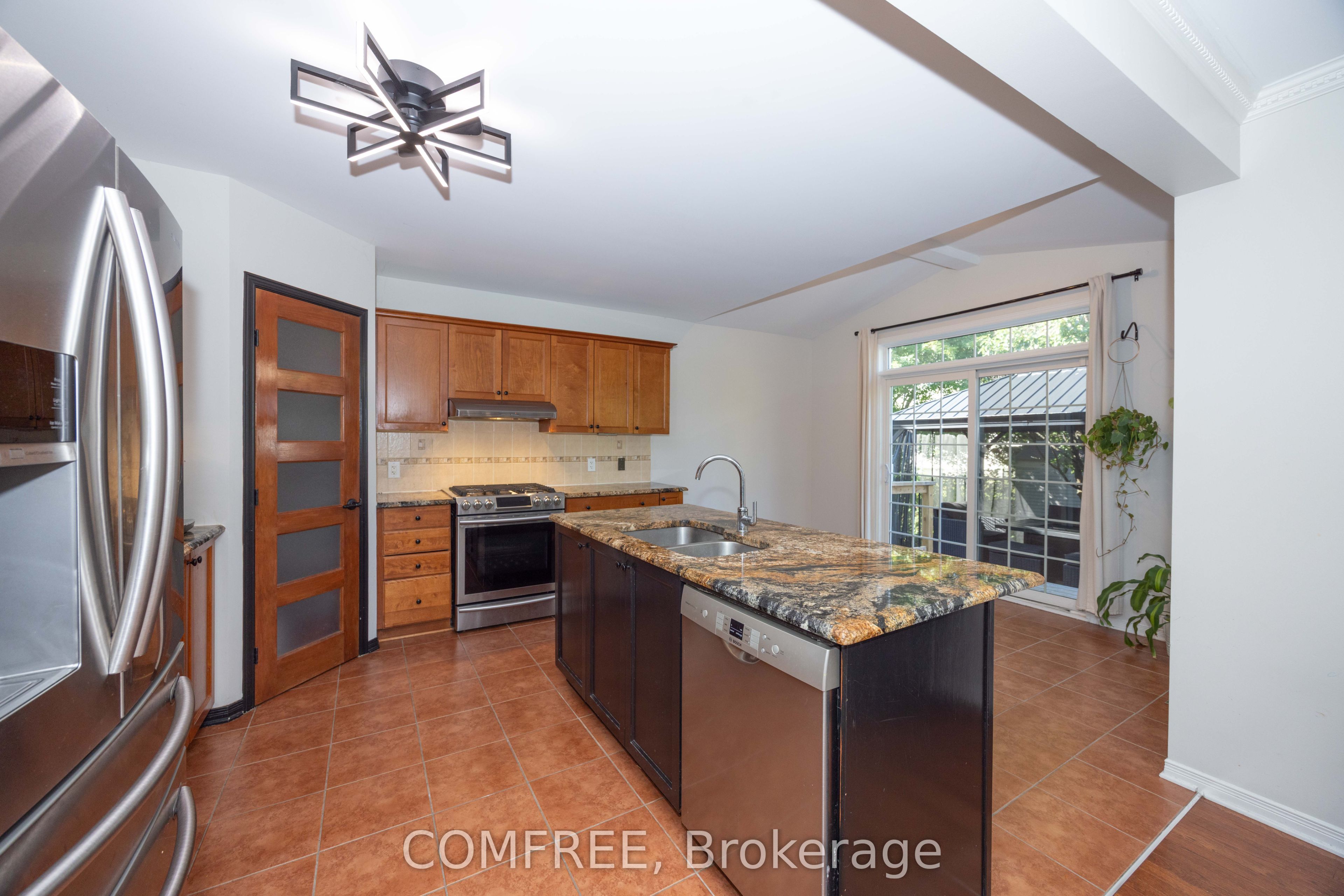 306 Wild Iris Avenue Property Photo 11