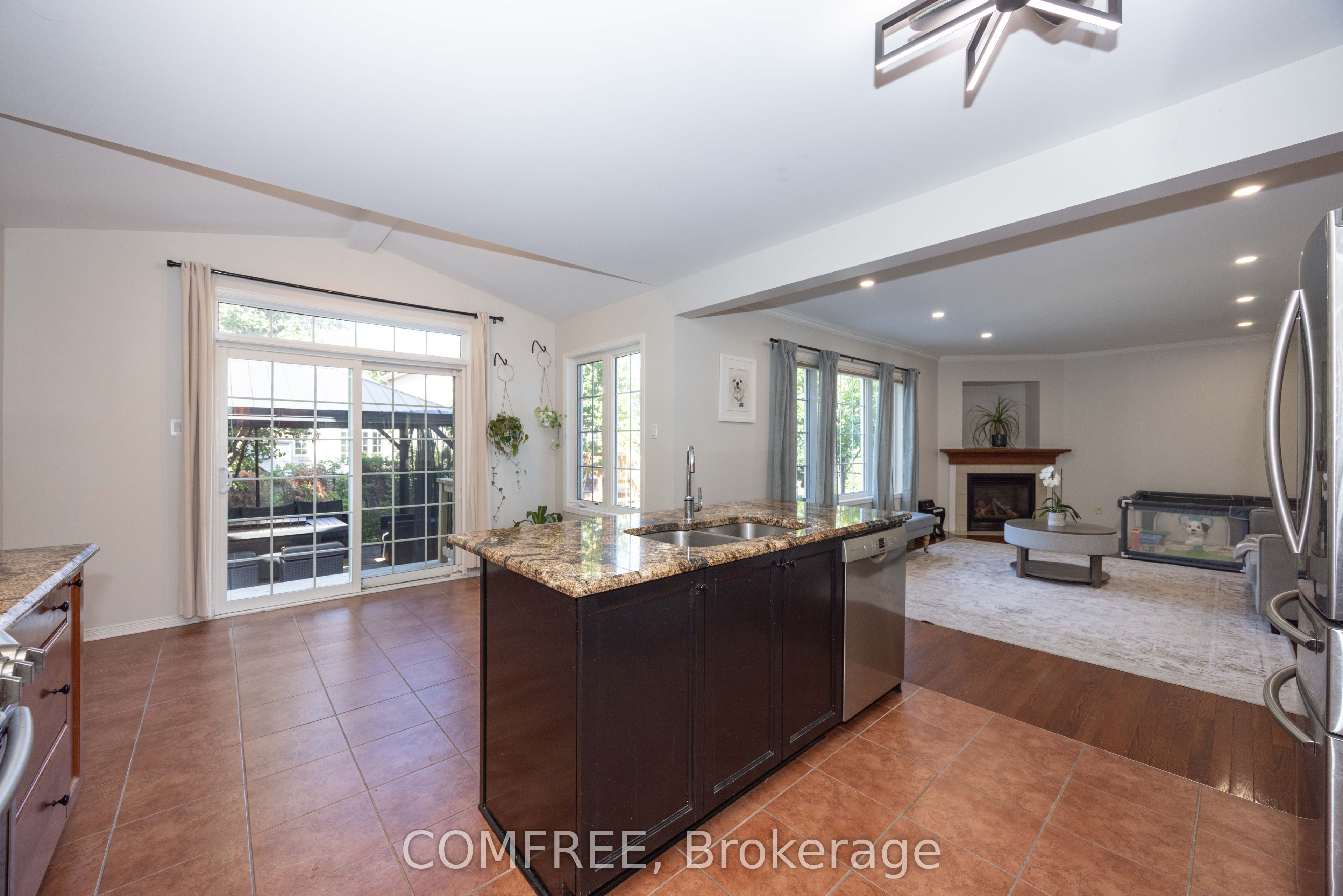306 Wild Iris Avenue Property Photo 13