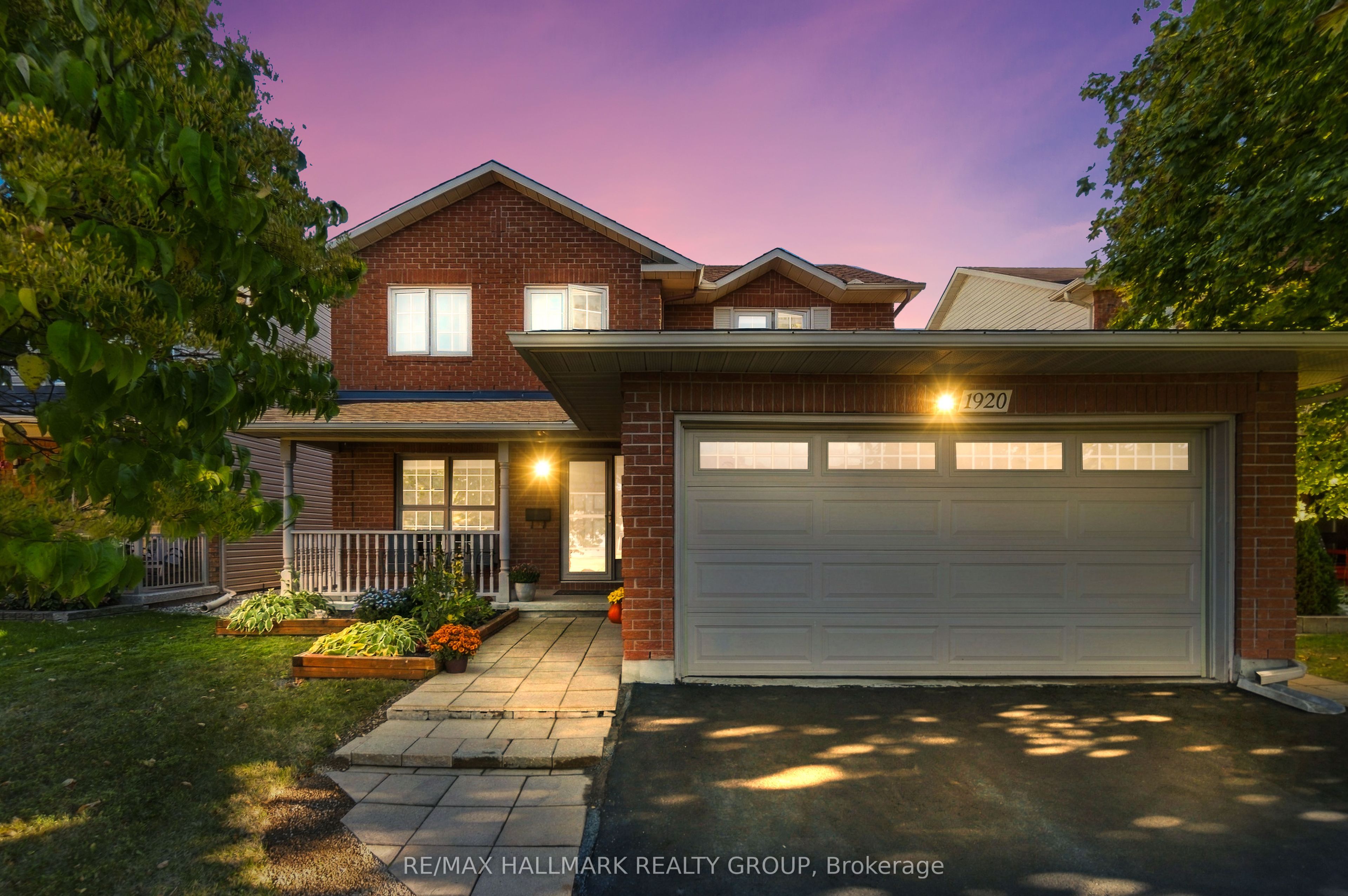 1920 Leclair Crescent Property Photo 1