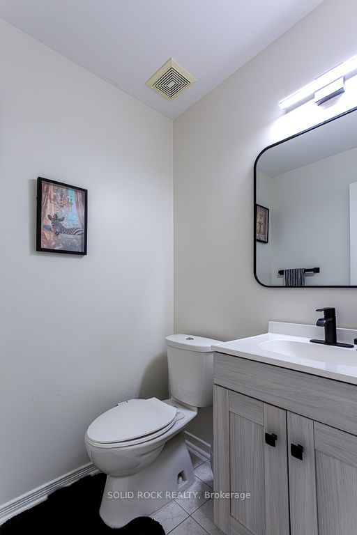 49 Longshire Circle Property Photo 15
