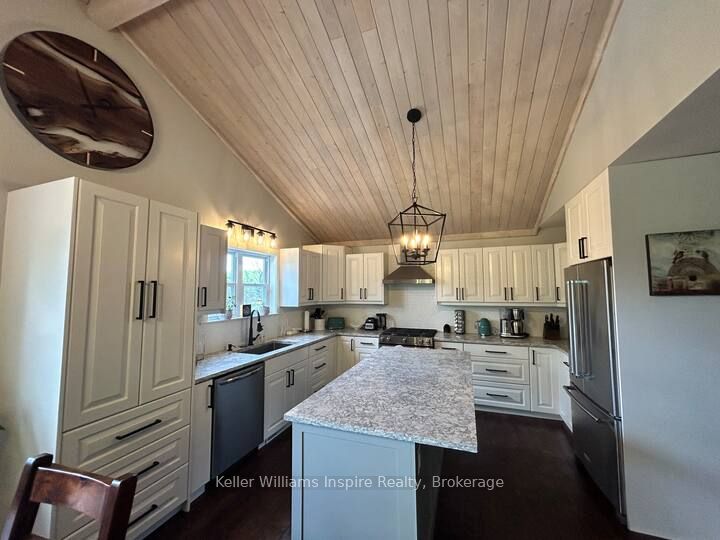 27229 Highway 62 S Property Photo 9