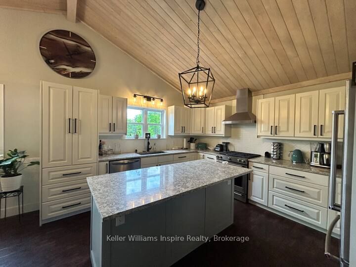 27229 Highway 62 S Property Photo 15