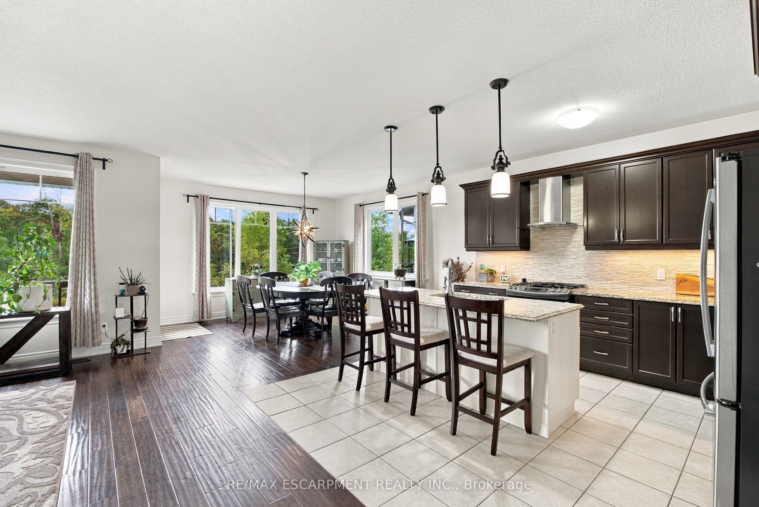19 Brookside Terrace Property Photo 14