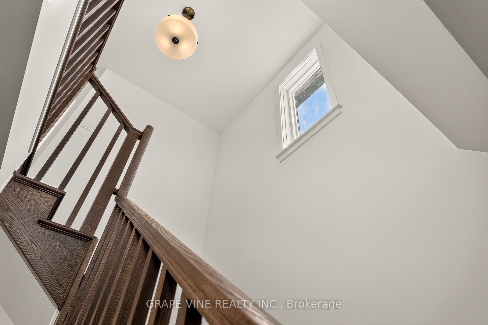 595 Arbia Ridge Property Photo 20