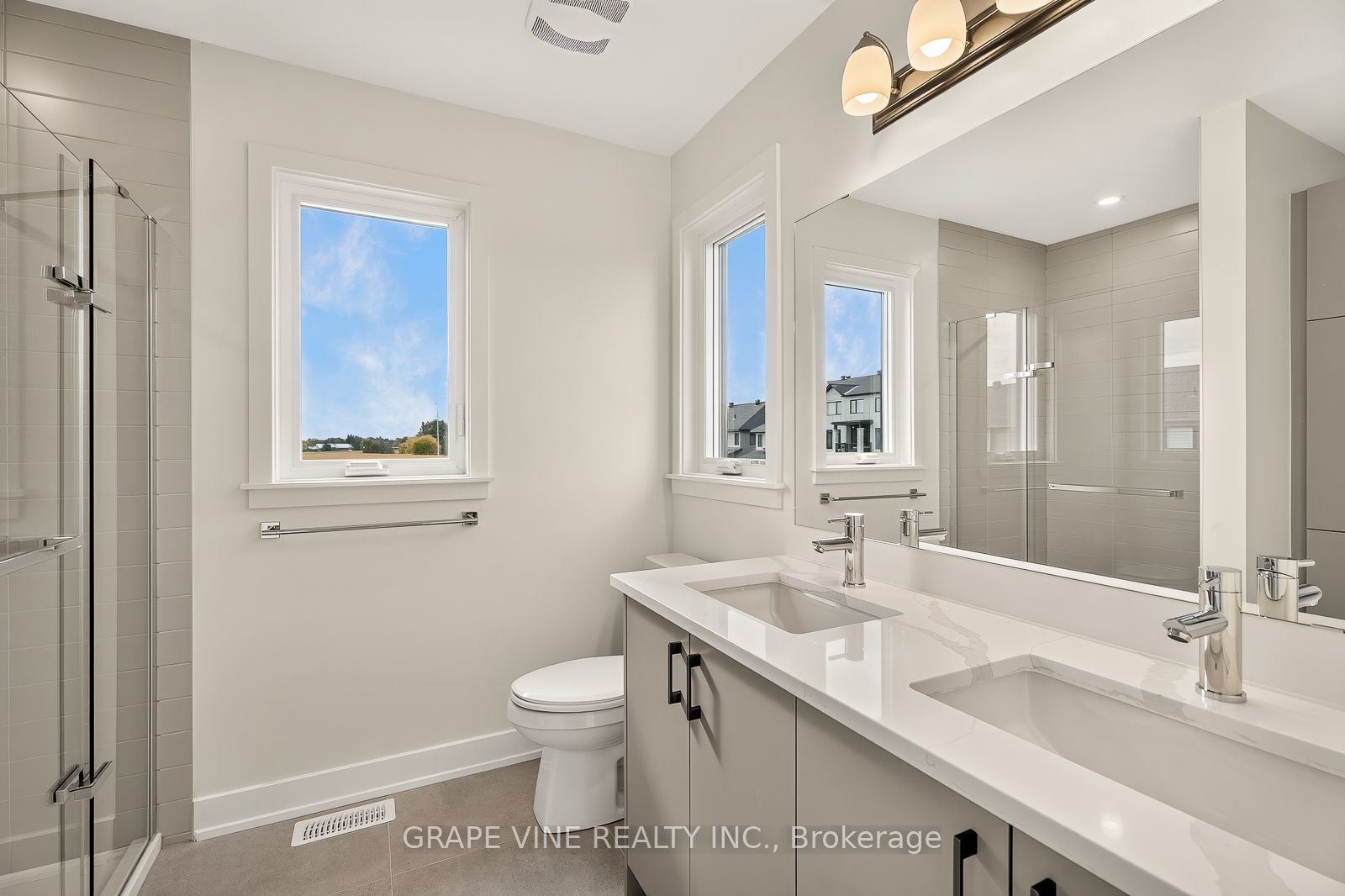 595 Arbia Ridge Property Photo 24