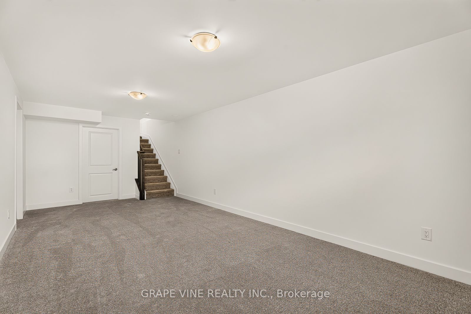 595 Arbia Ridge Property Photo 33