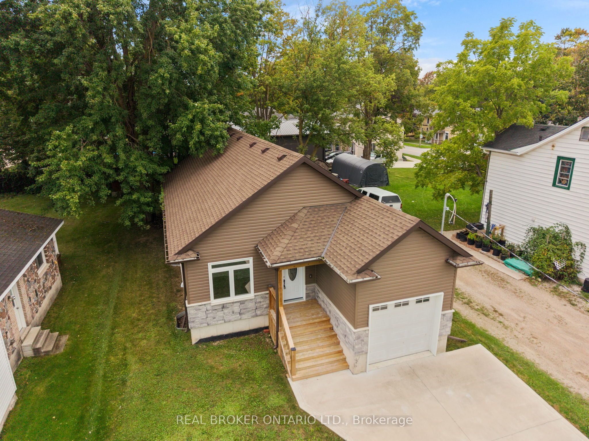 52 Queen Street Property Photo 4