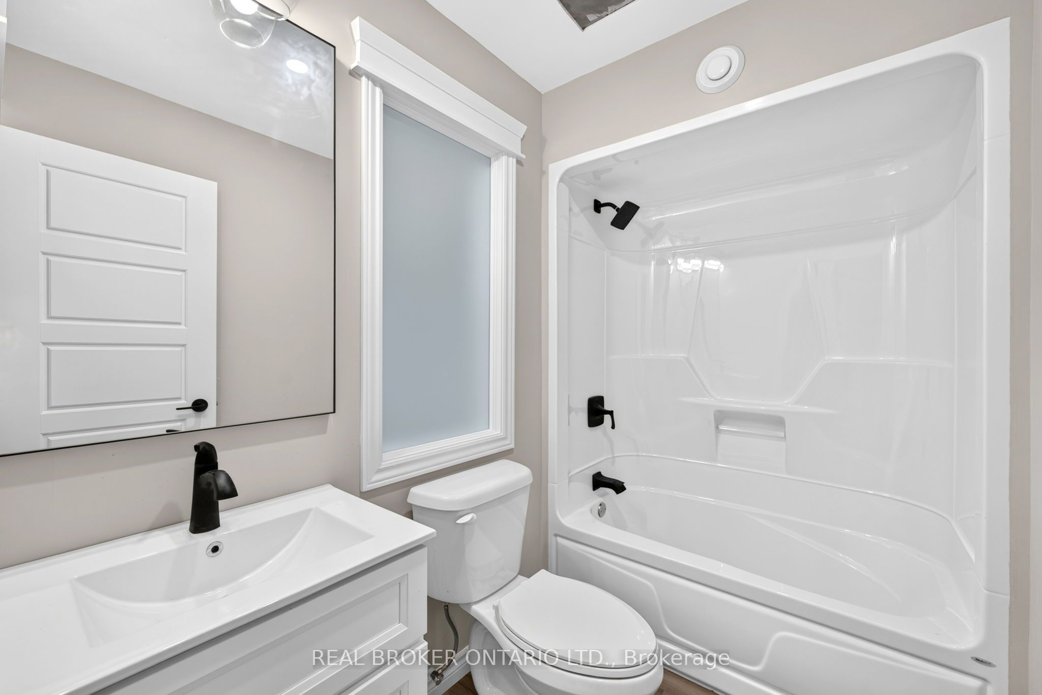 52 Queen Street Property Photo 23