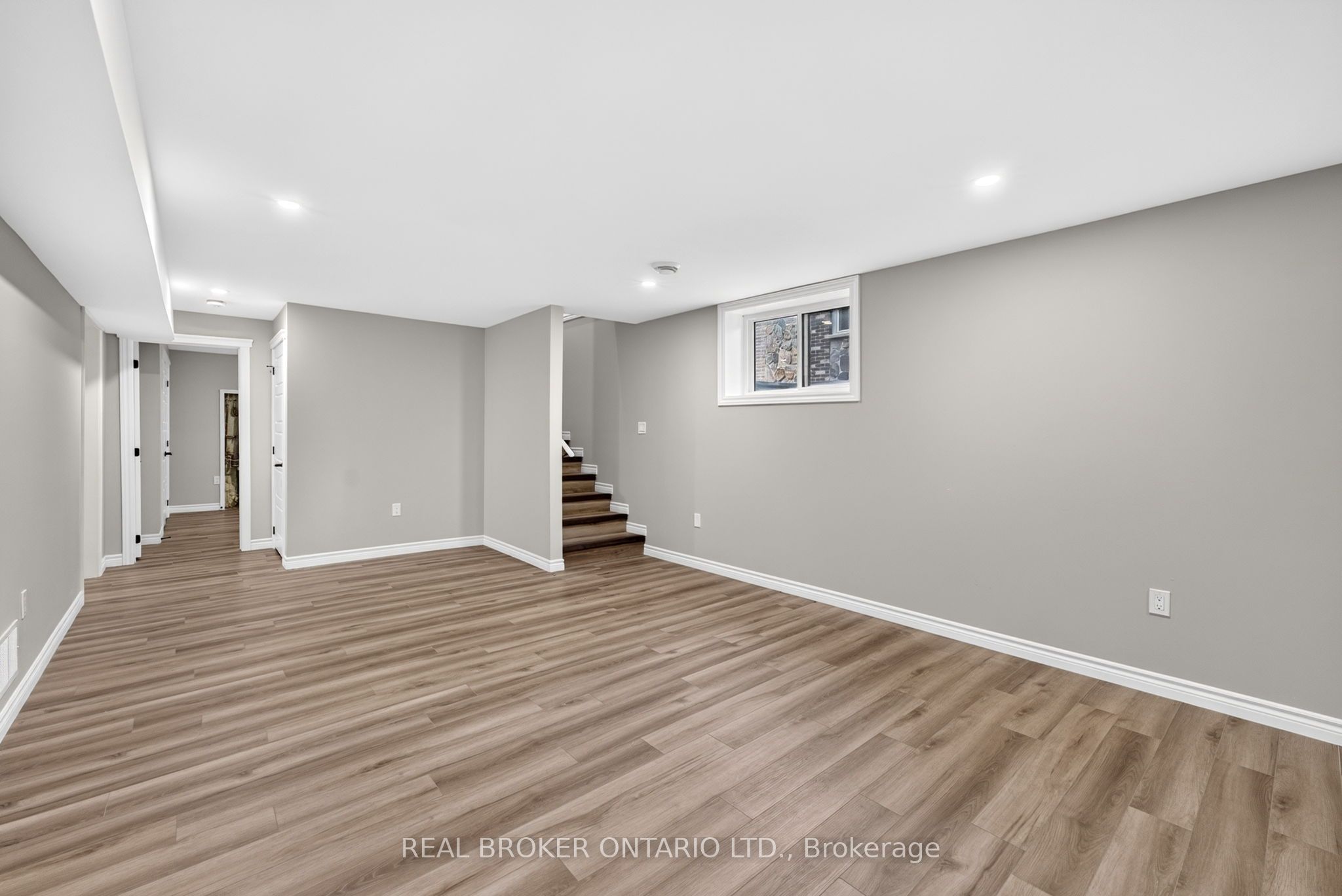 52 Queen Street Property Photo 31