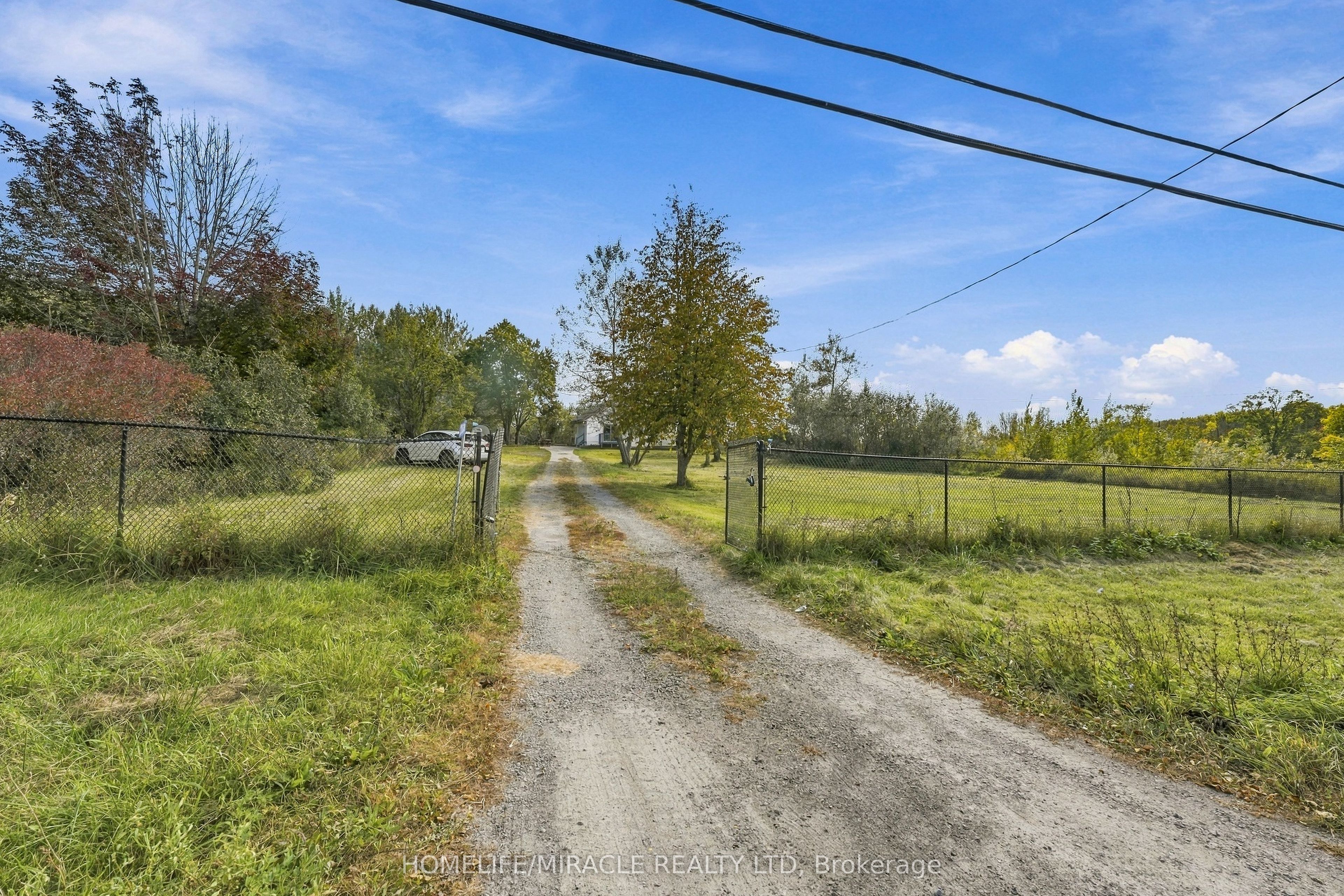 2019 Hamilton Road Property Photo 1