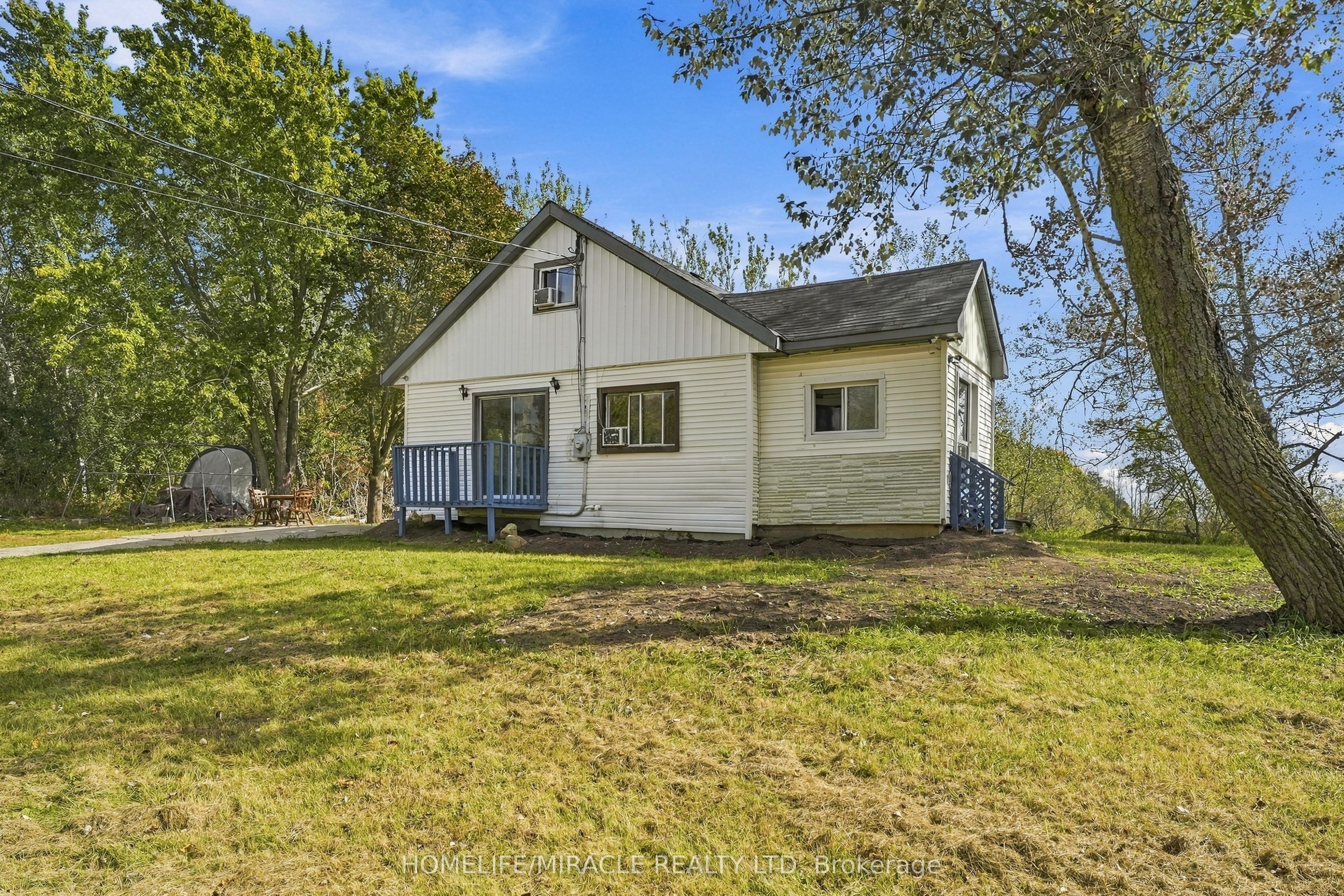 2019 Hamilton Road Property Photo 9