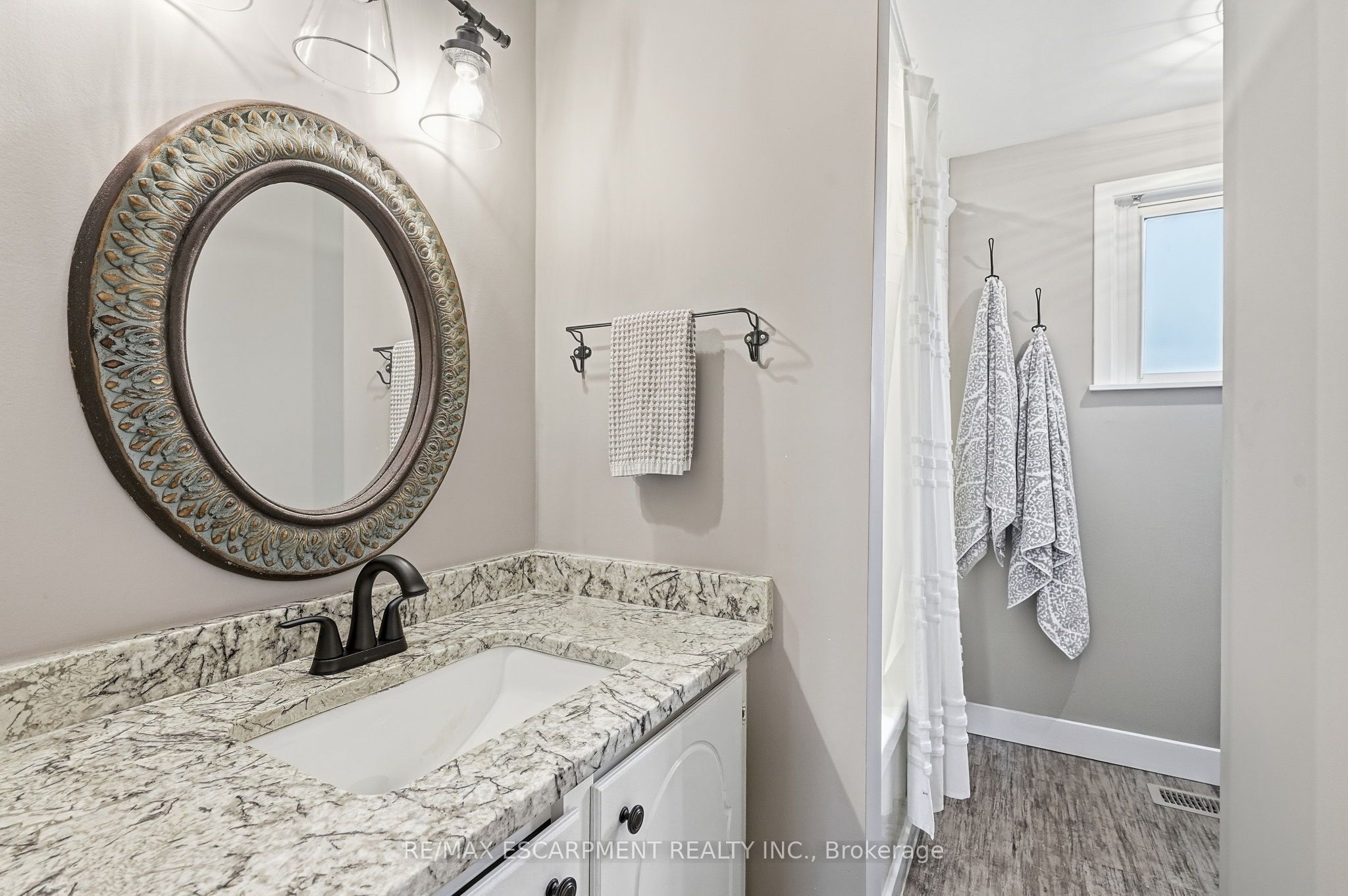 53 Bryna Avenue S Property Photo 27