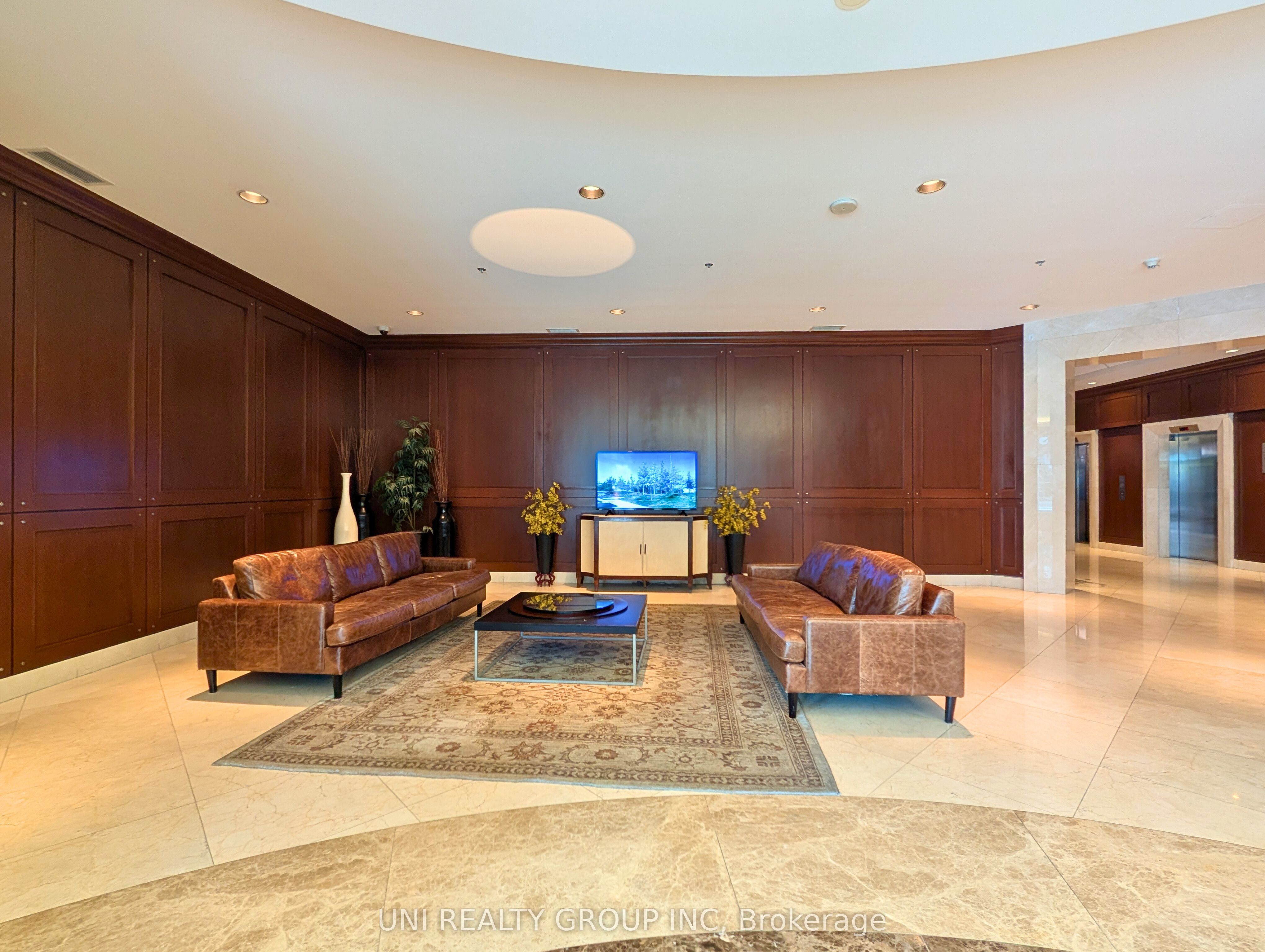 200 Rideau Street 302 Property Photo 4