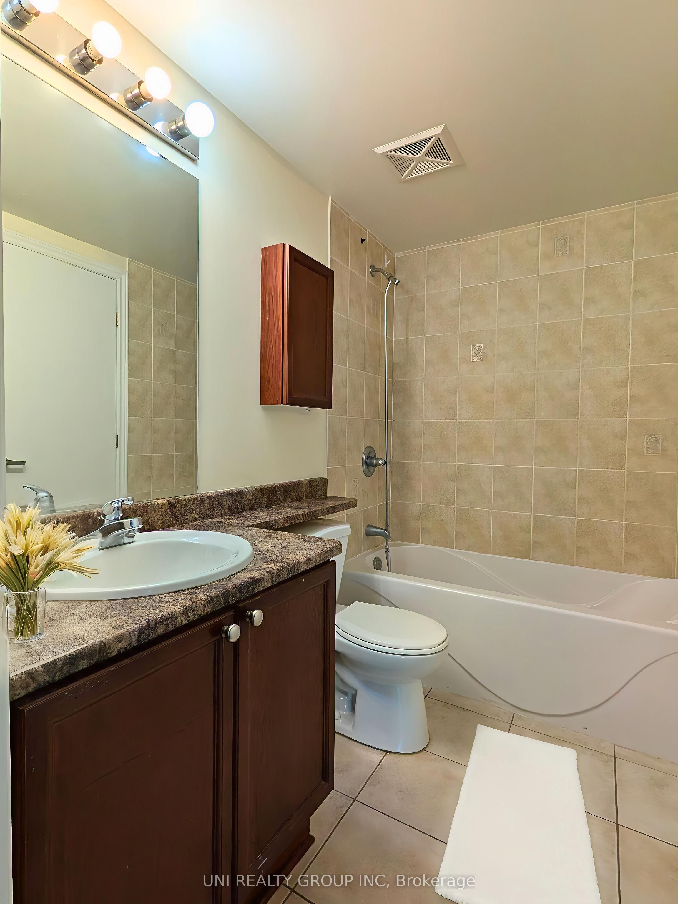 200 Rideau Street 302 Property Photo 14