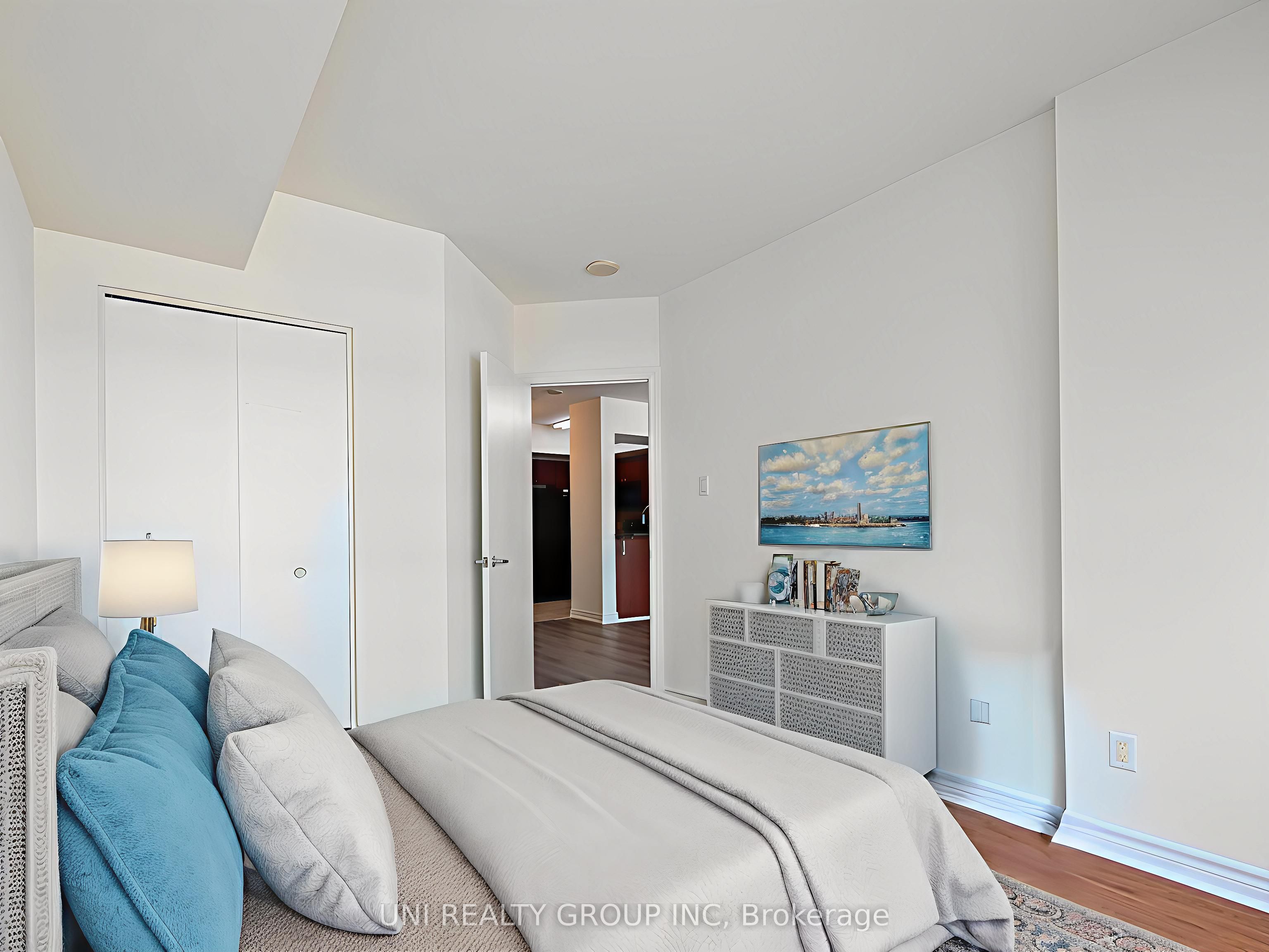200 Rideau Street 302 Property Photo 21