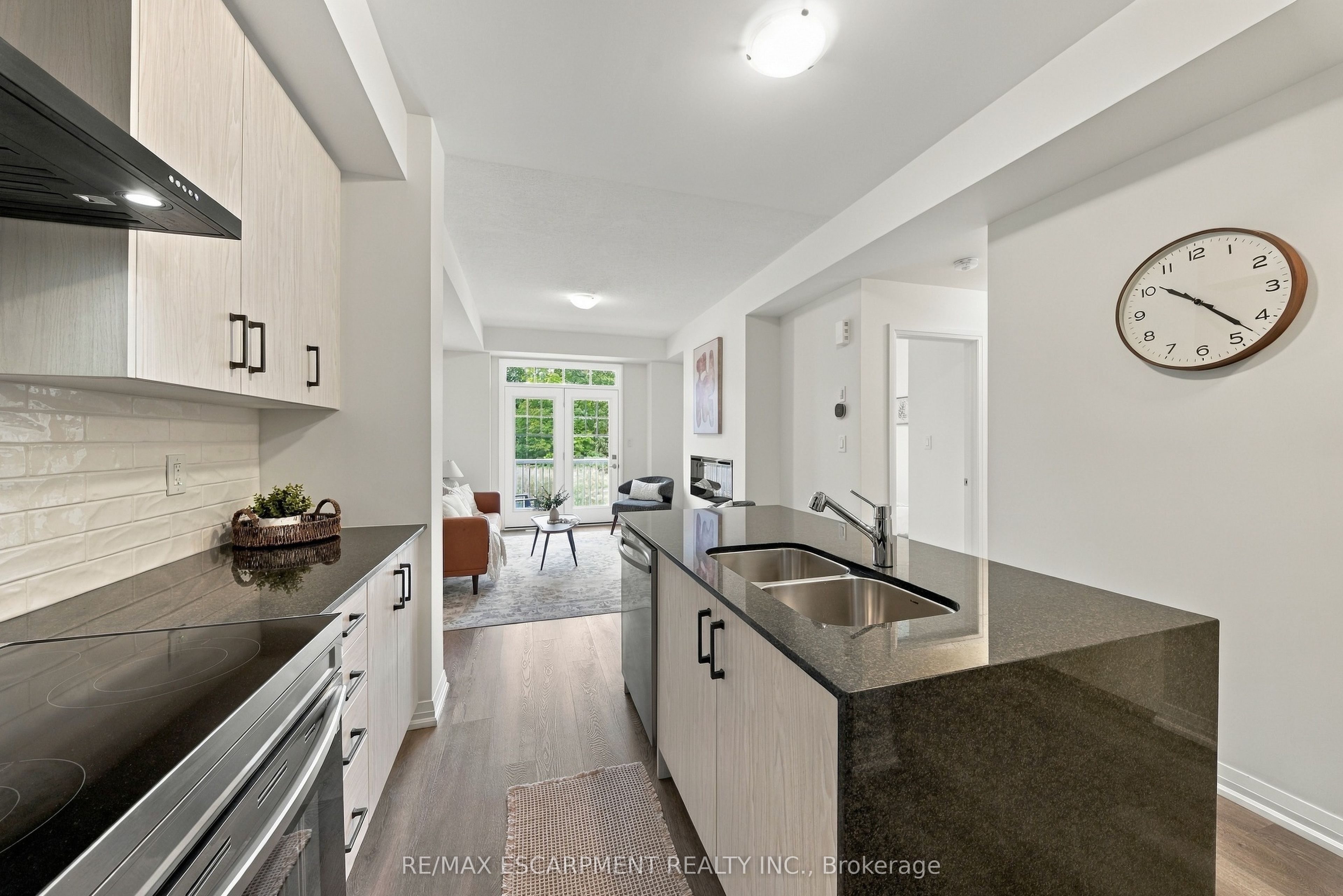 42 Brixton Road Property Photo 10