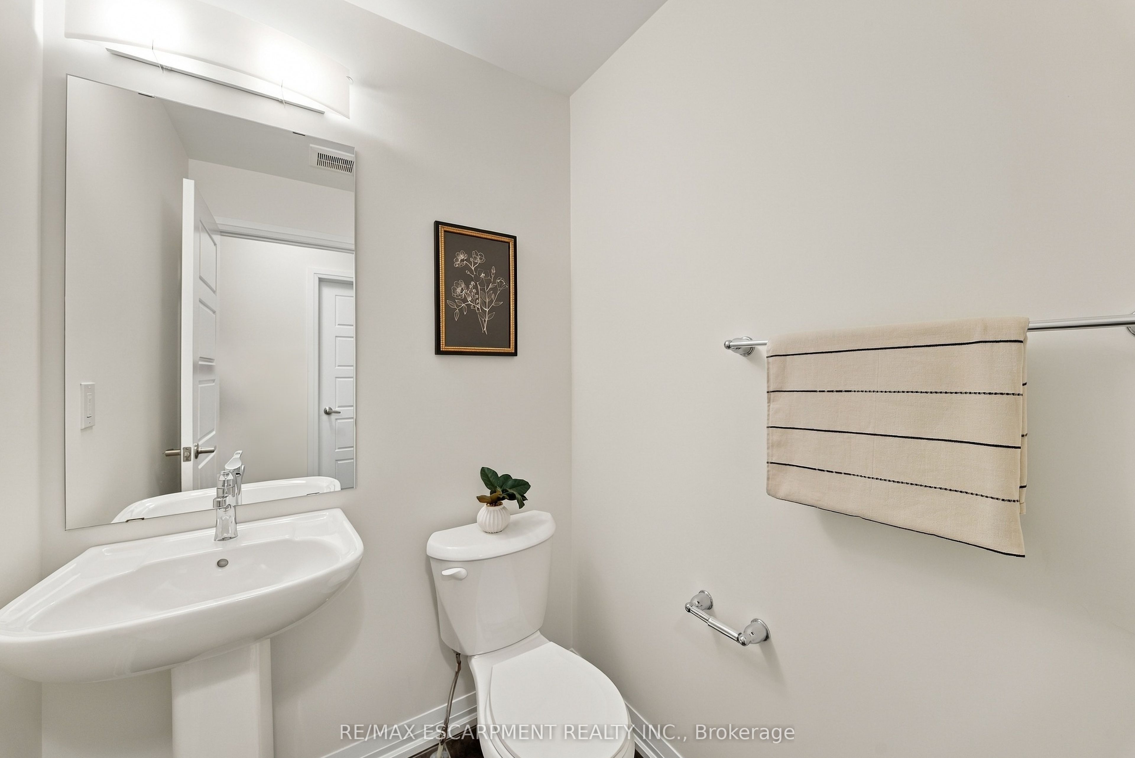 42 Brixton Road Property Photo 26