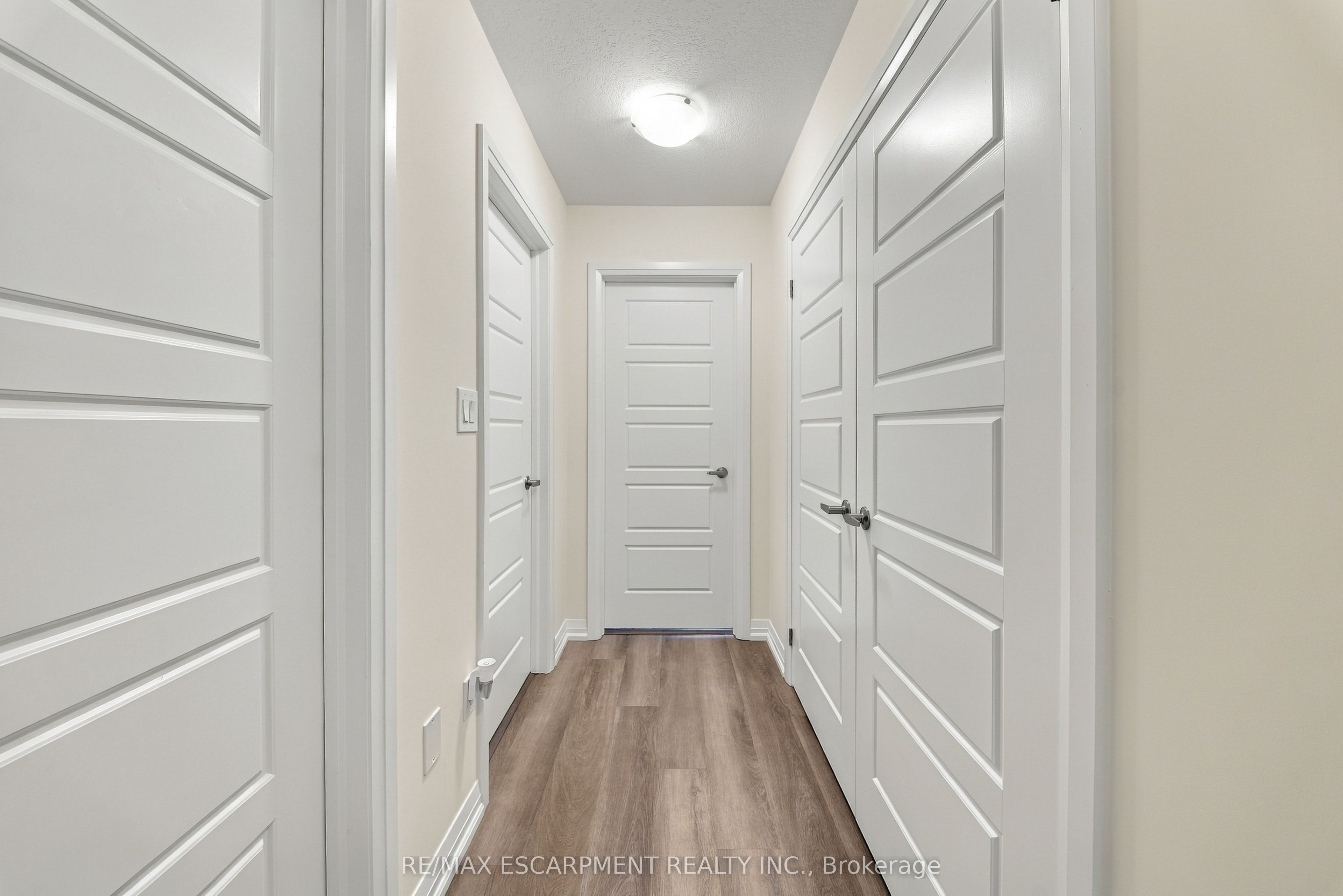 42 Brixton Road Property Photo 29