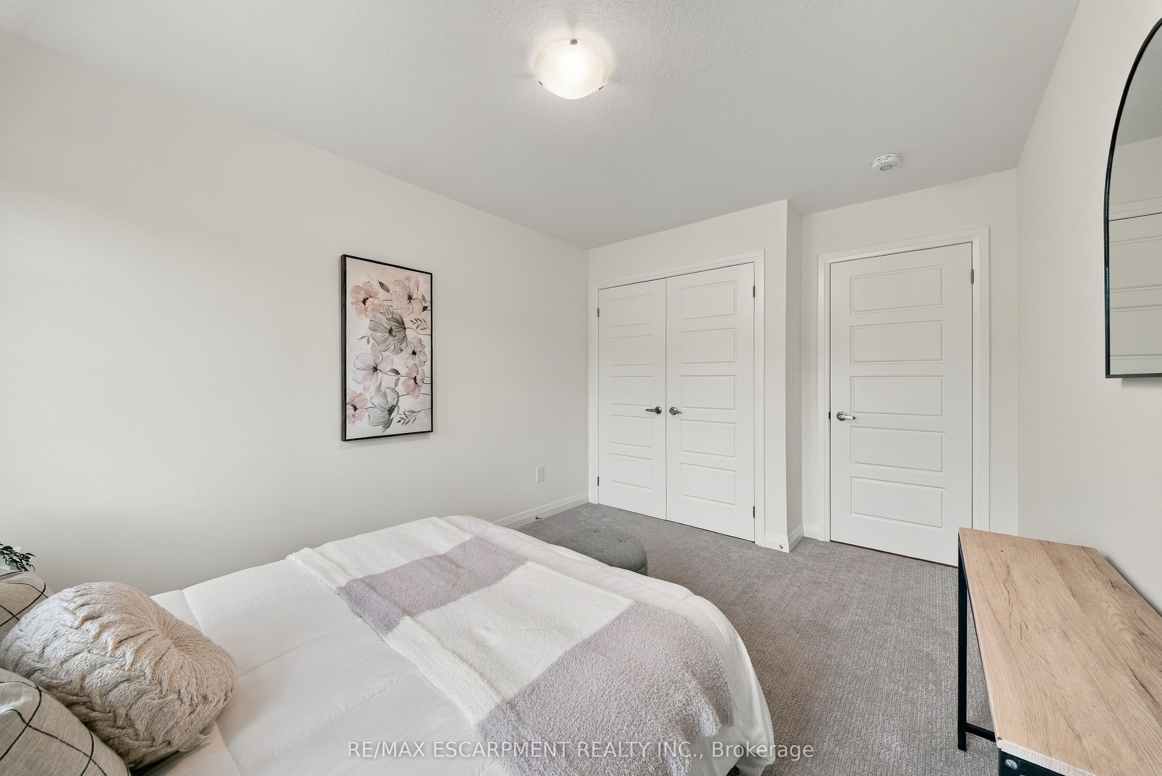 42 Brixton Road Property Photo 42