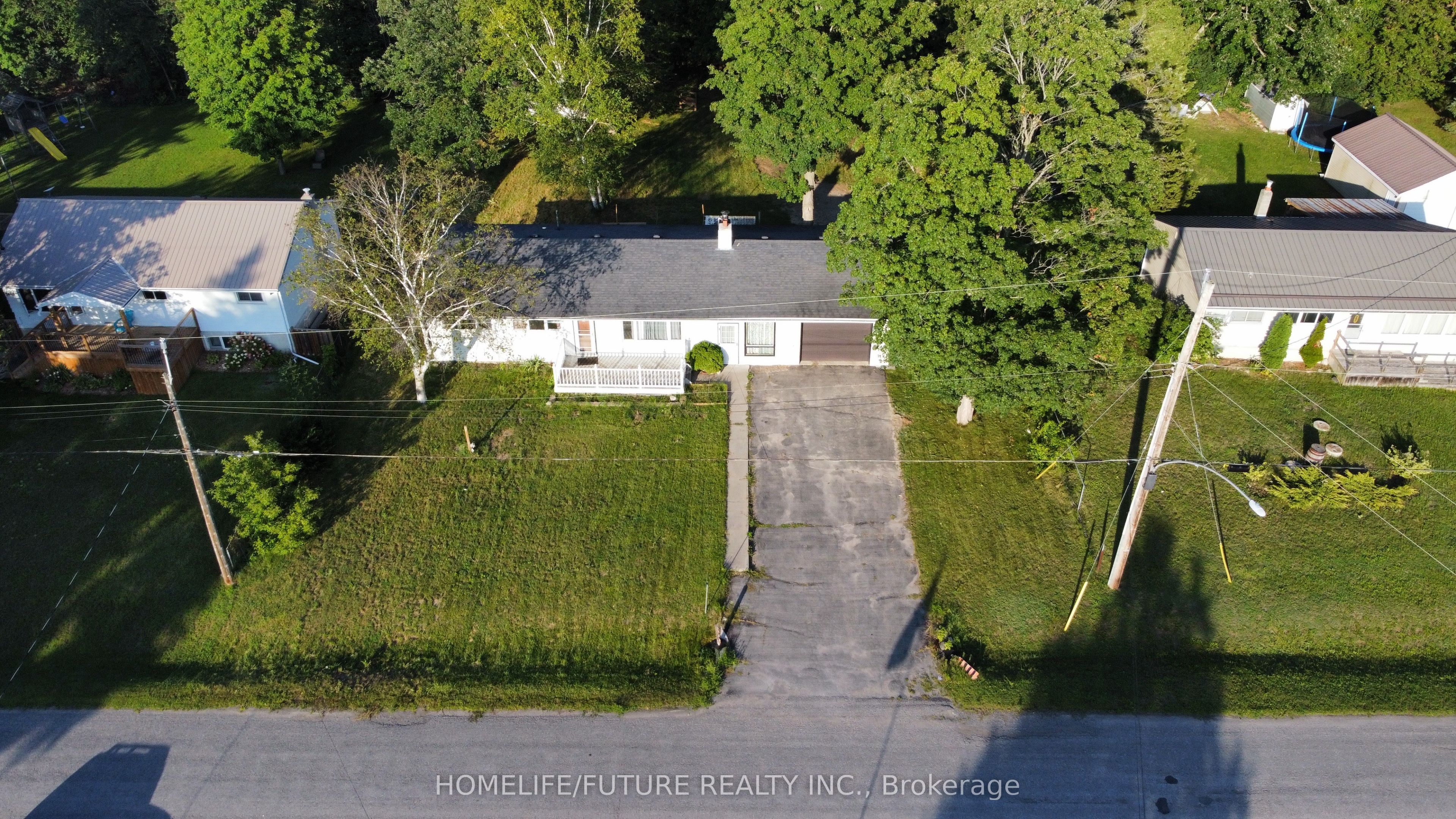 85 Peterson Street Property Photo 2