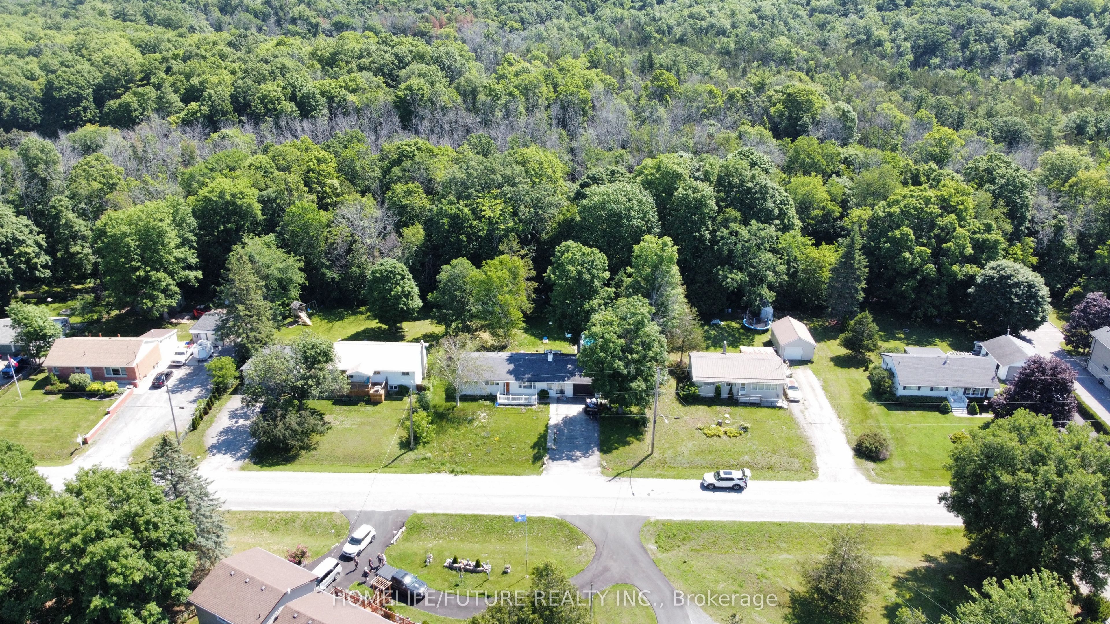 85 Peterson Street Property Photo 3