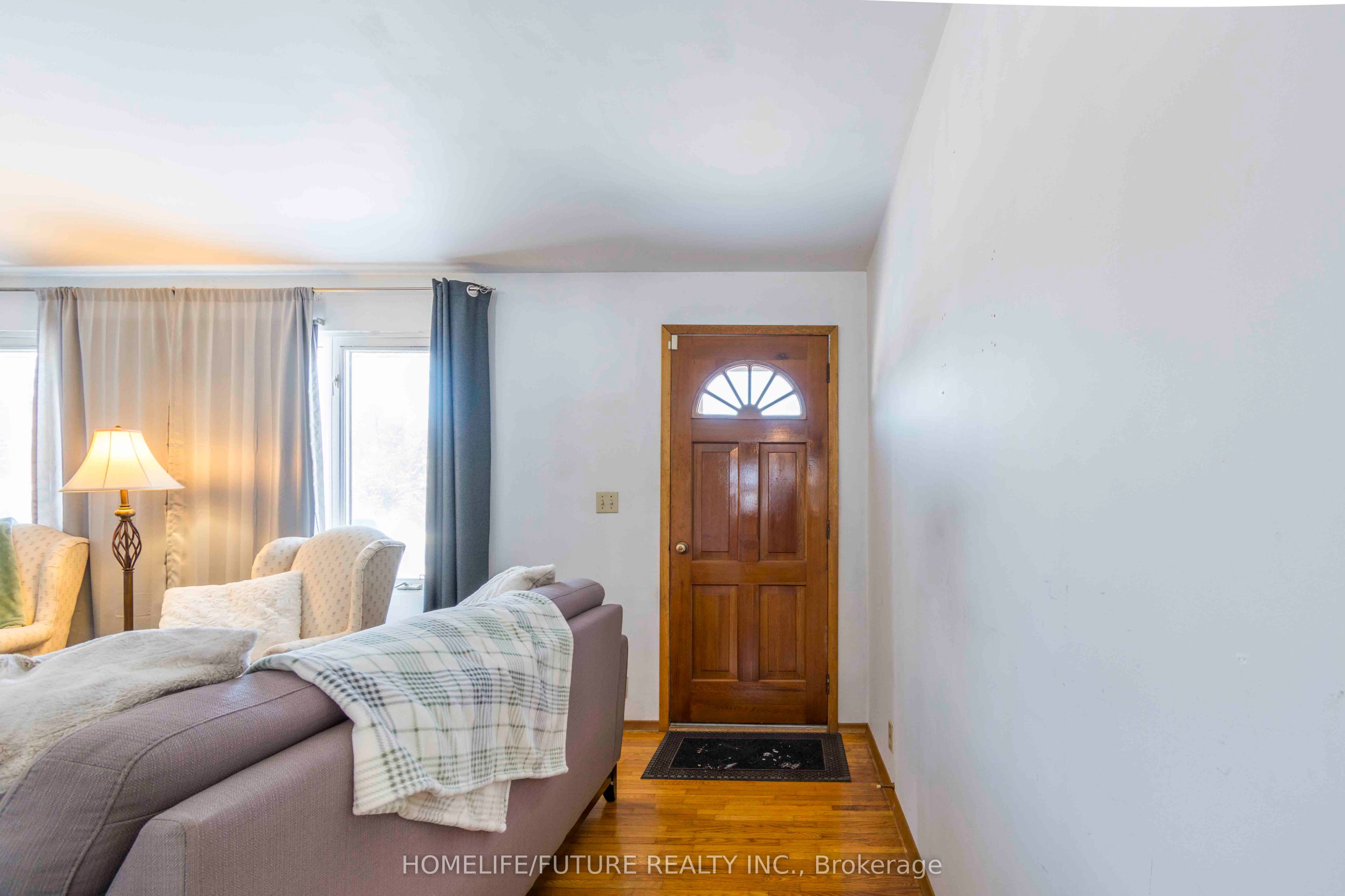 85 Peterson Street Property Photo 6