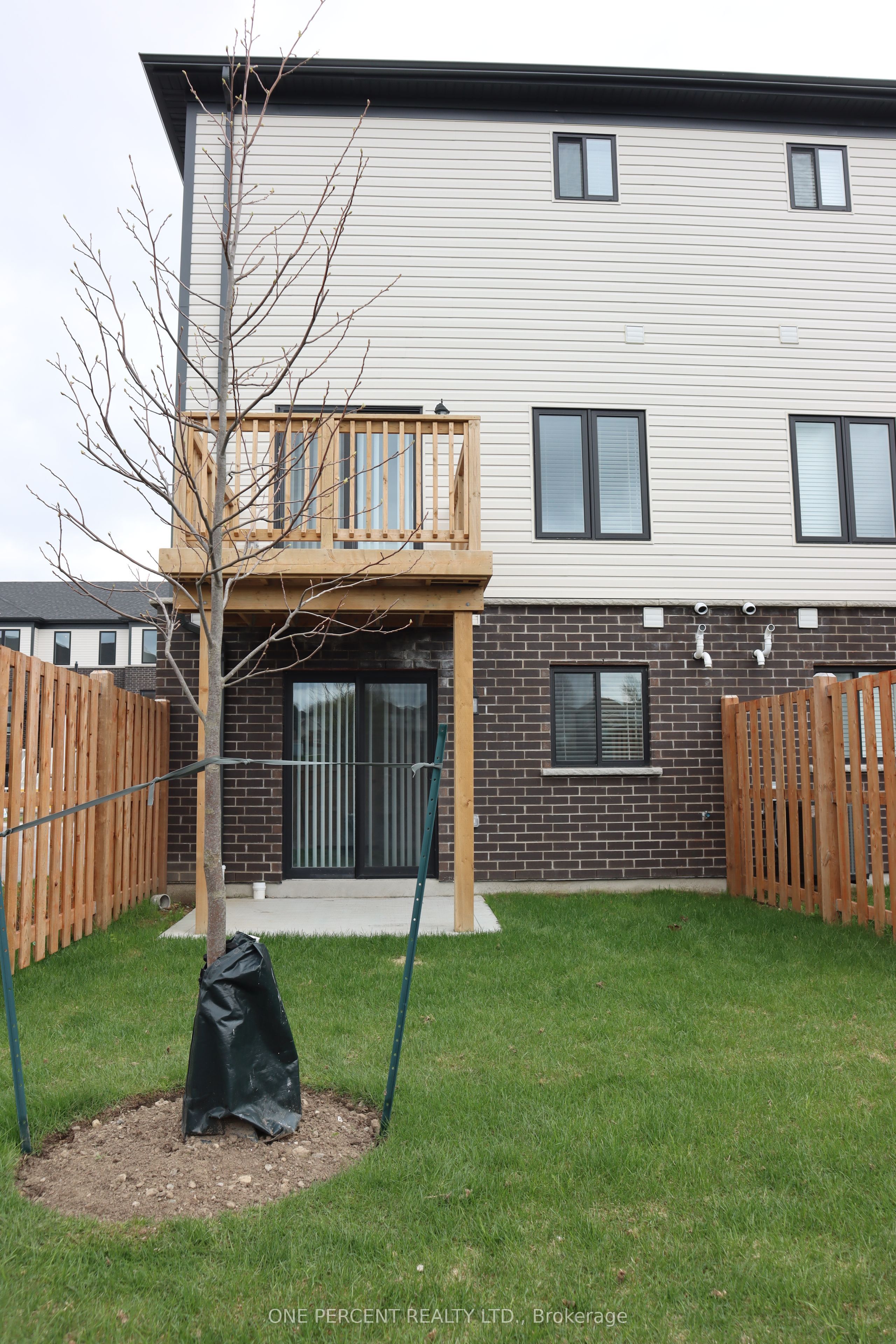 15 Sora Lane Property Photo 2
