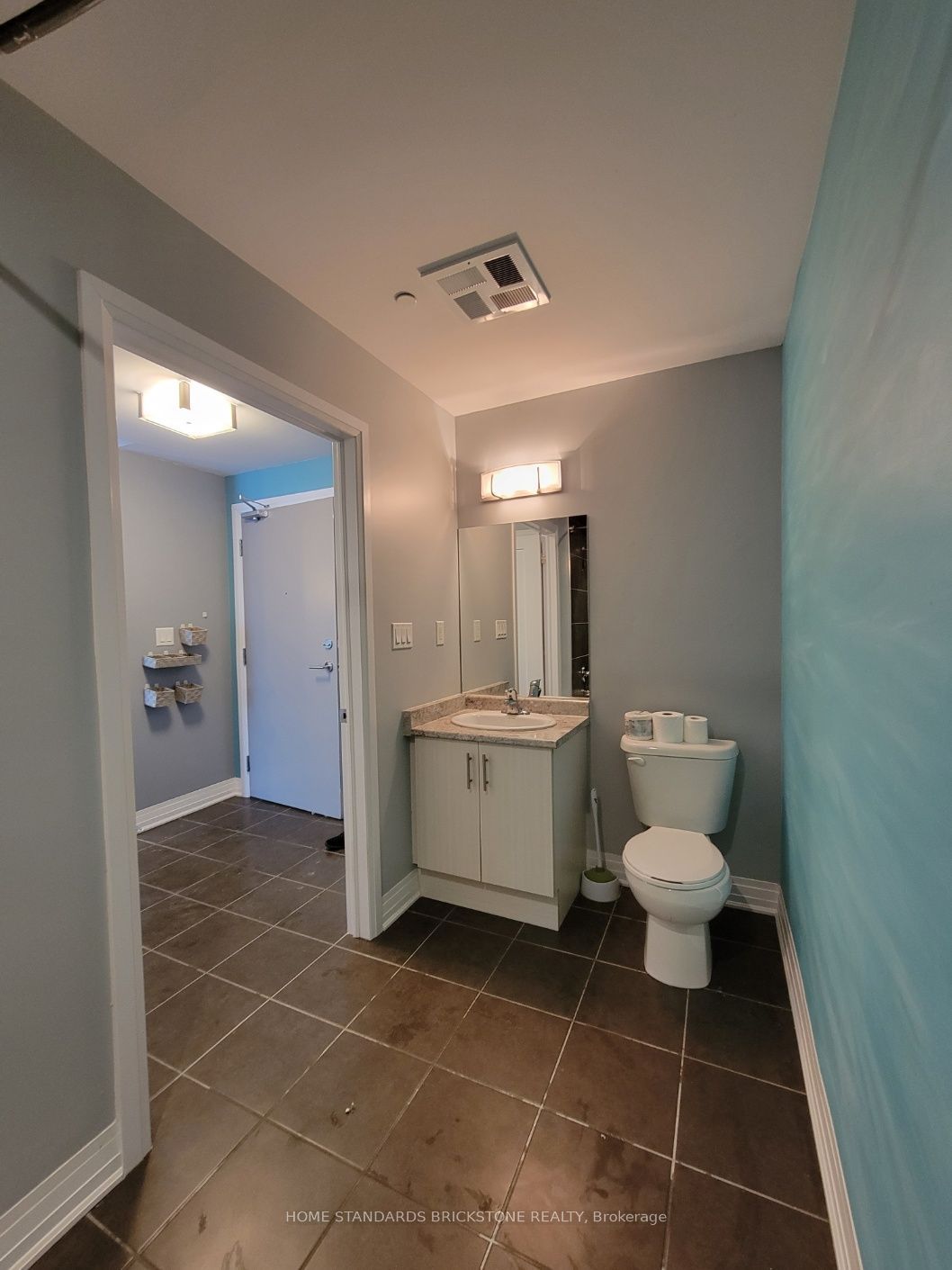 10 Concord Place 323 Property Photo 13