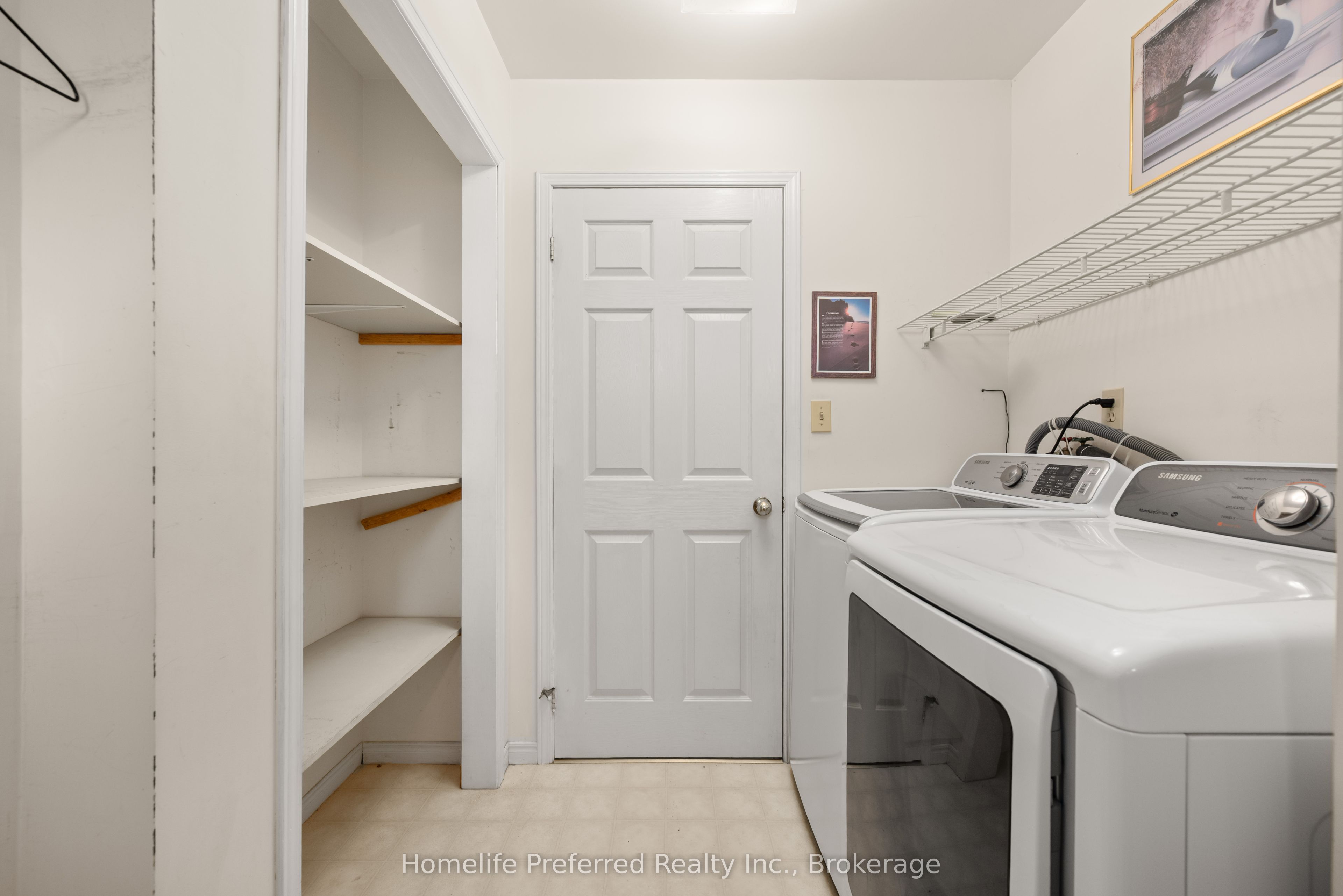 469 Skene Road Property Photo 10