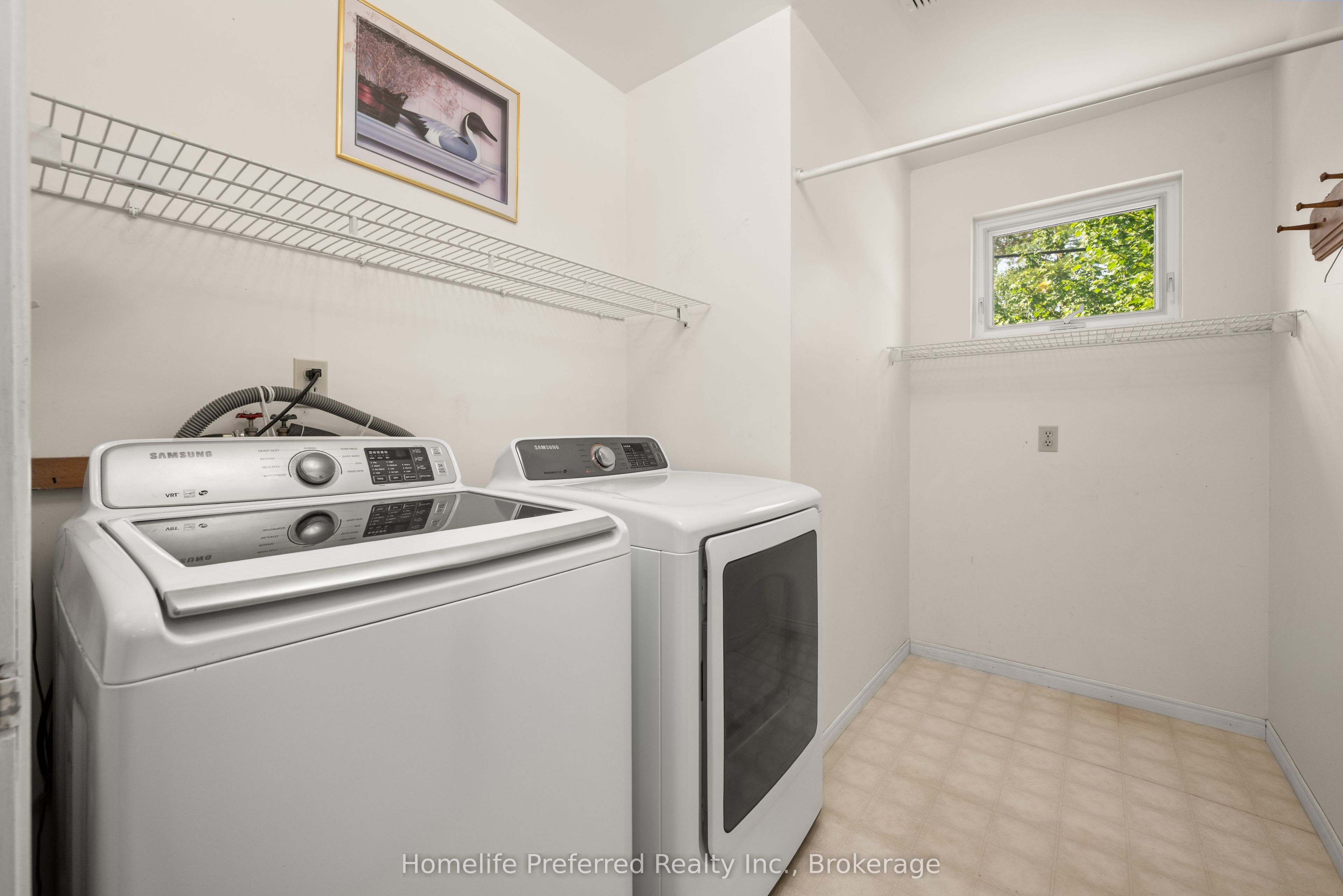 469 Skene Road Property Photo 11